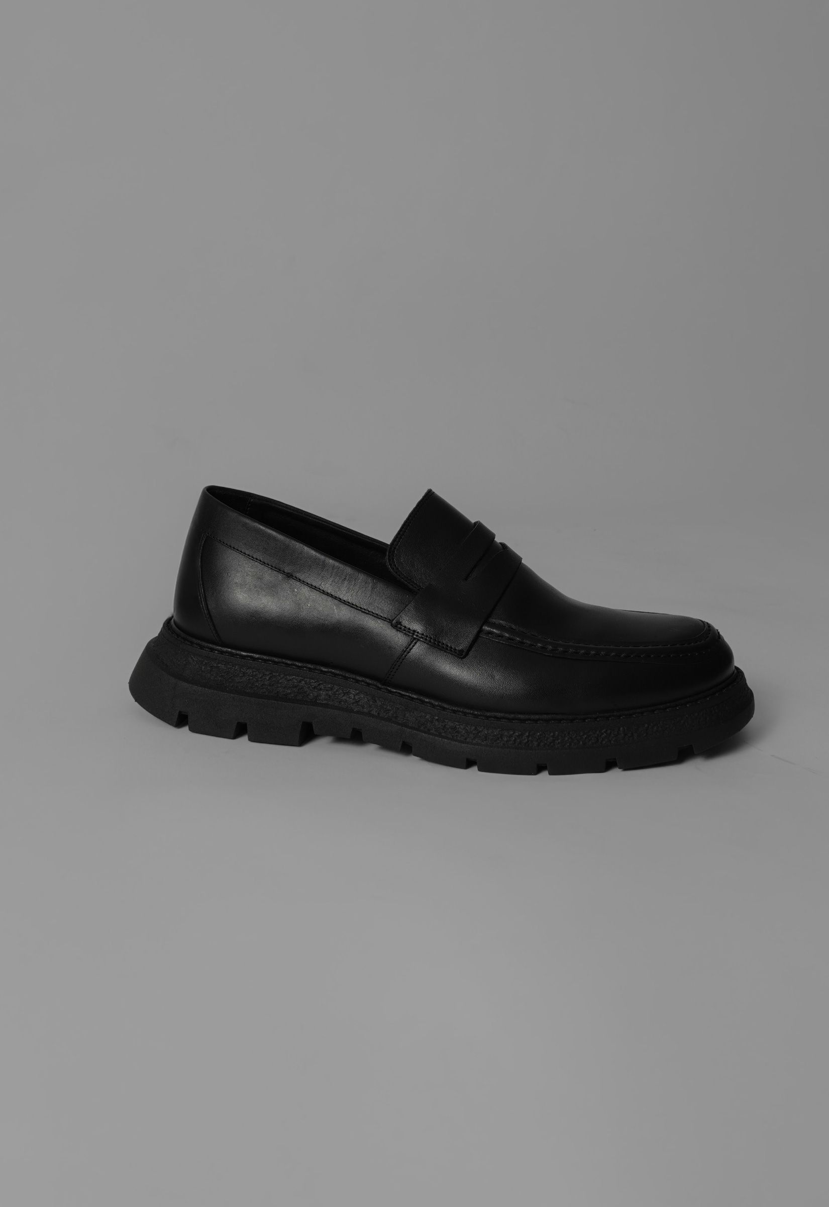 LOAFER URBAN BLACK