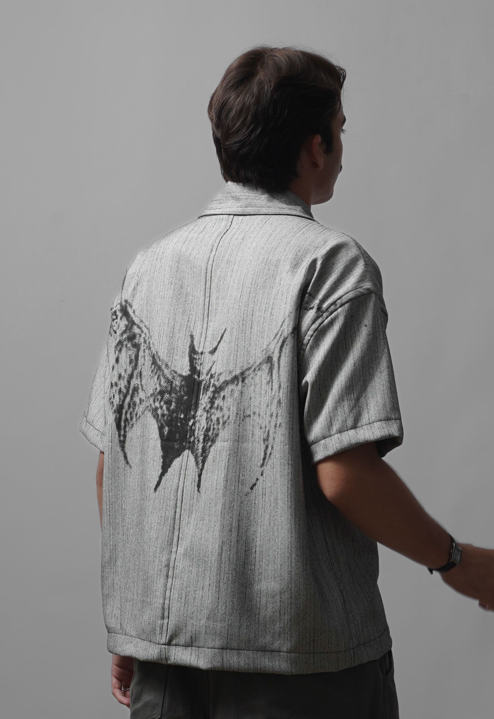 CAMISA MORCEGO CINZA