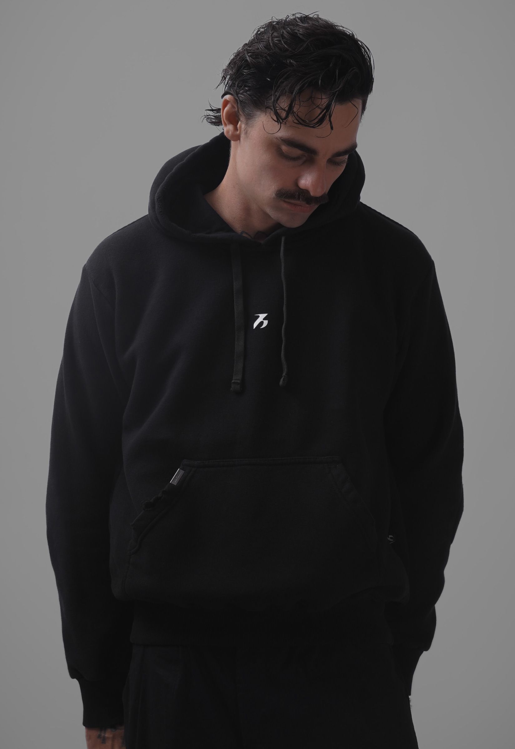 UNIFORM HOODIE BORNTOBLACK
