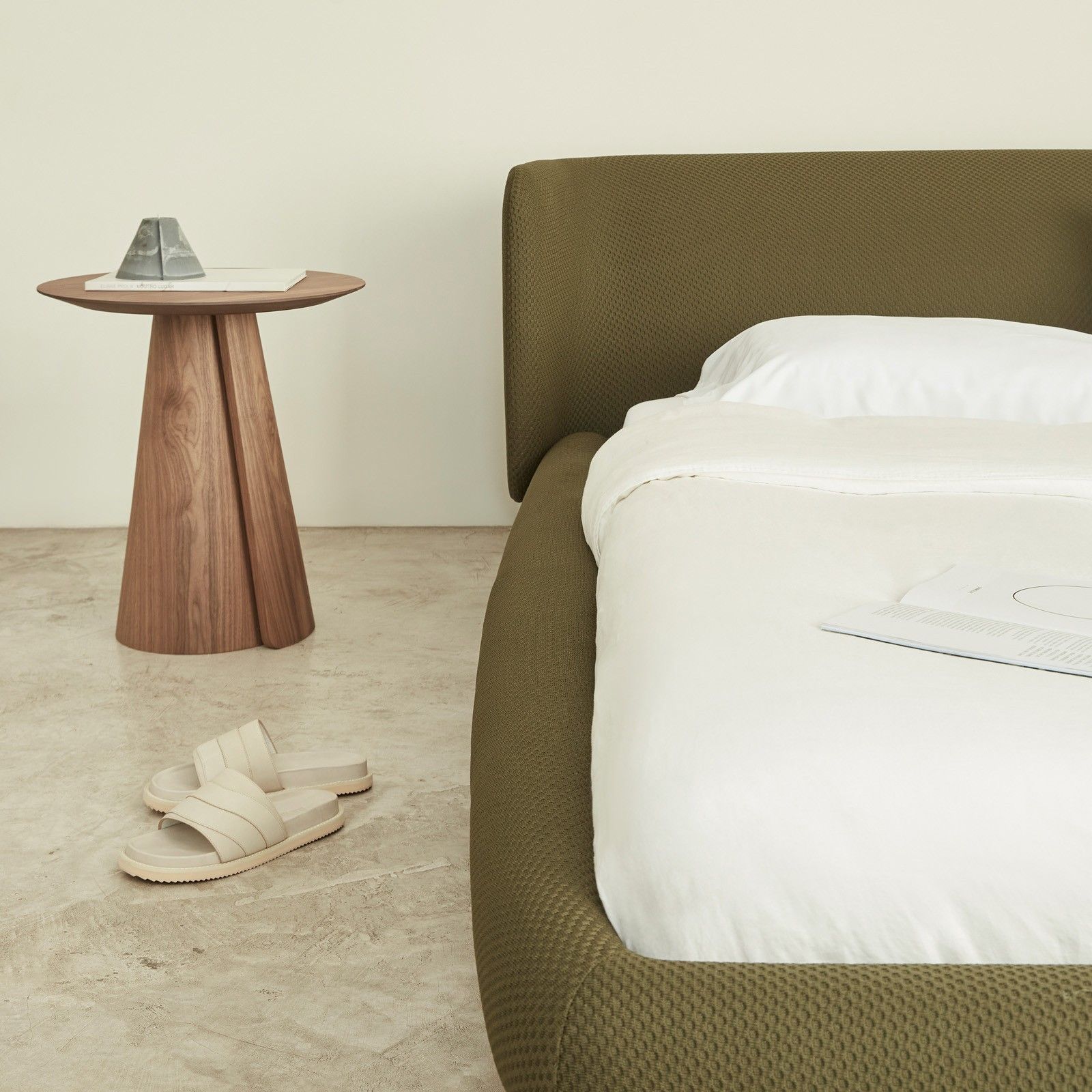 Zoom Cama Baixa 7