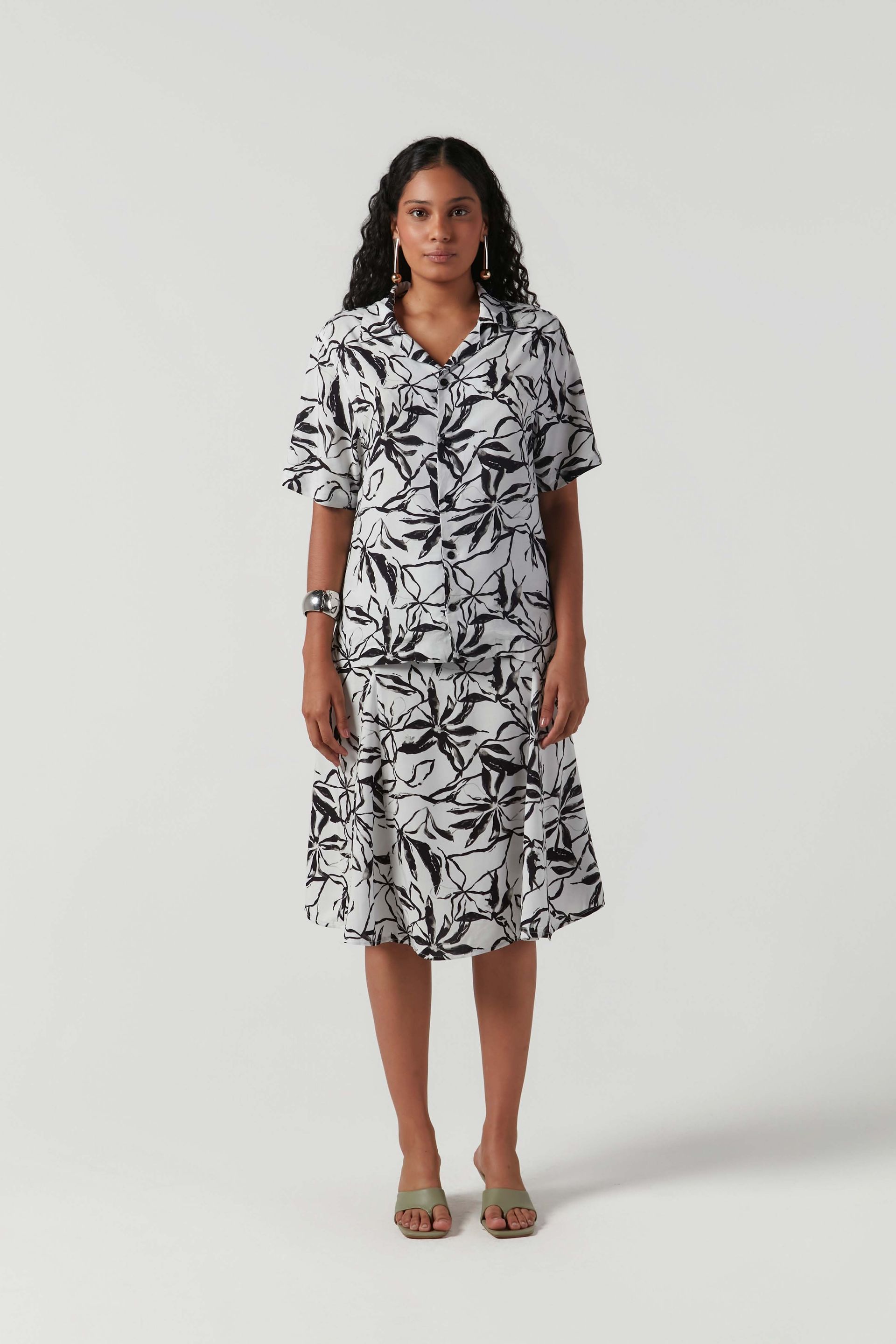 Foto do produto CAMISA CEDRUS OFFWHITE