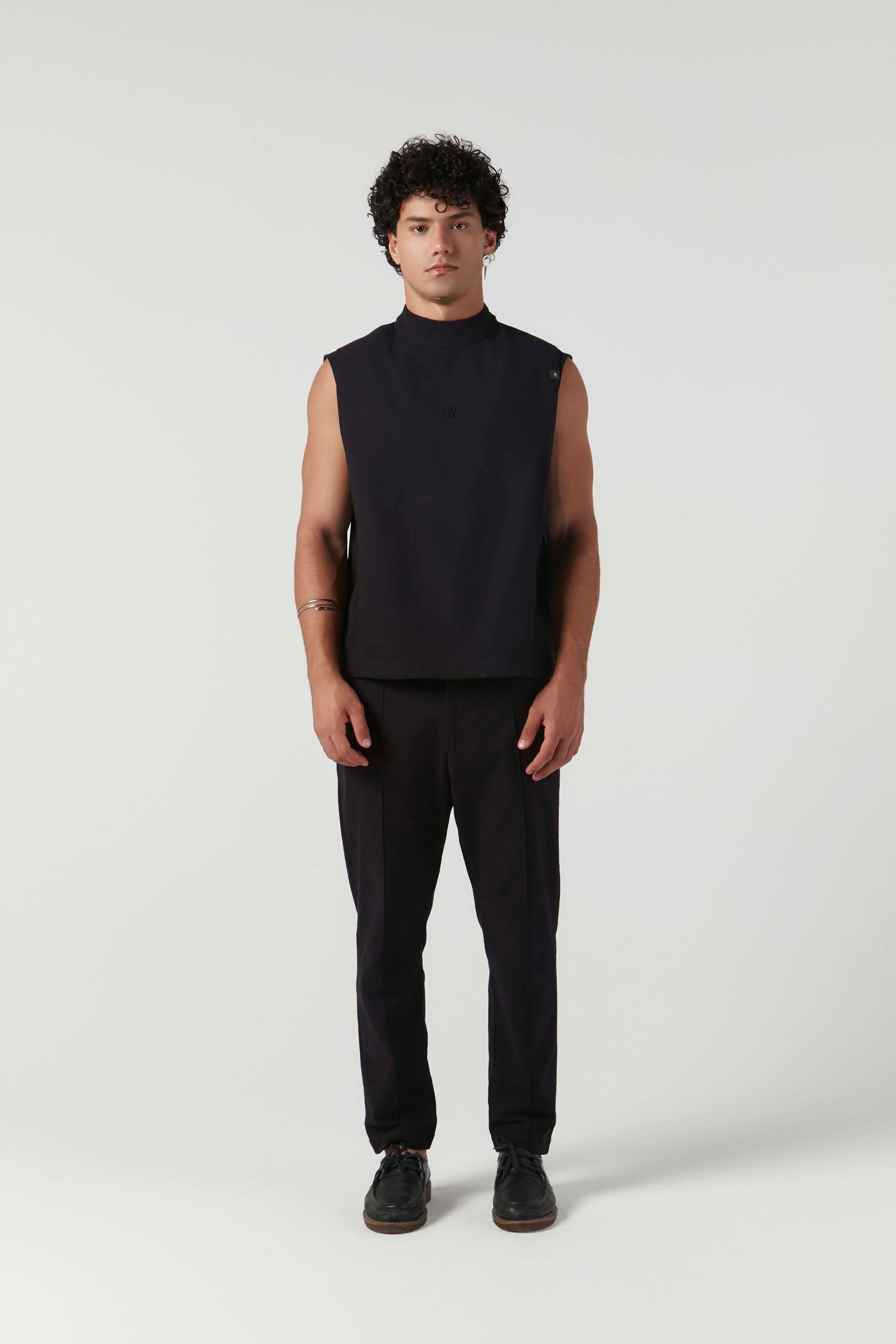 Foto do produto BLUSA MALTA PRETO