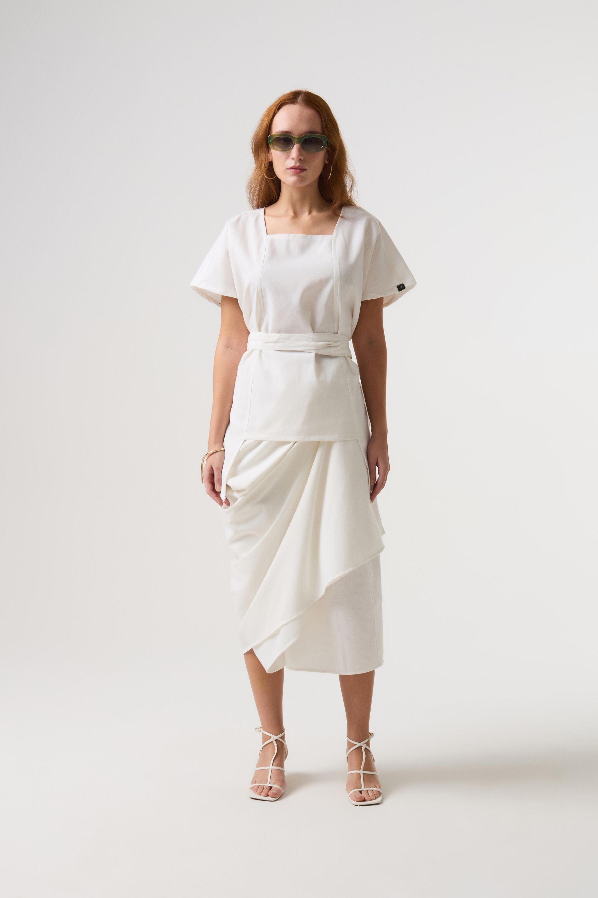 Foto do produto BLUSA AMARRAS OFFWHITE