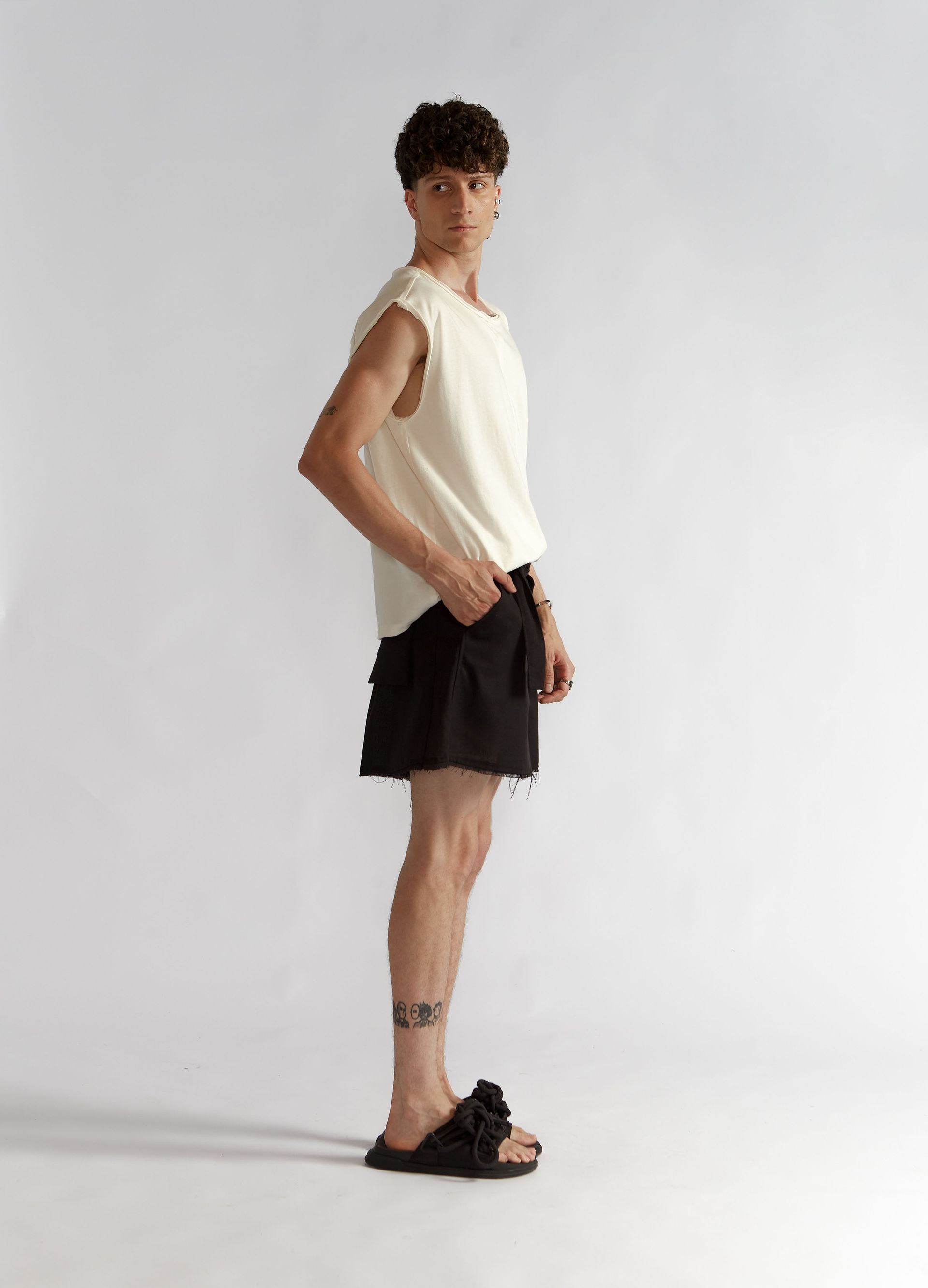 Foto do produto SHORTS LINA OFFWHITE