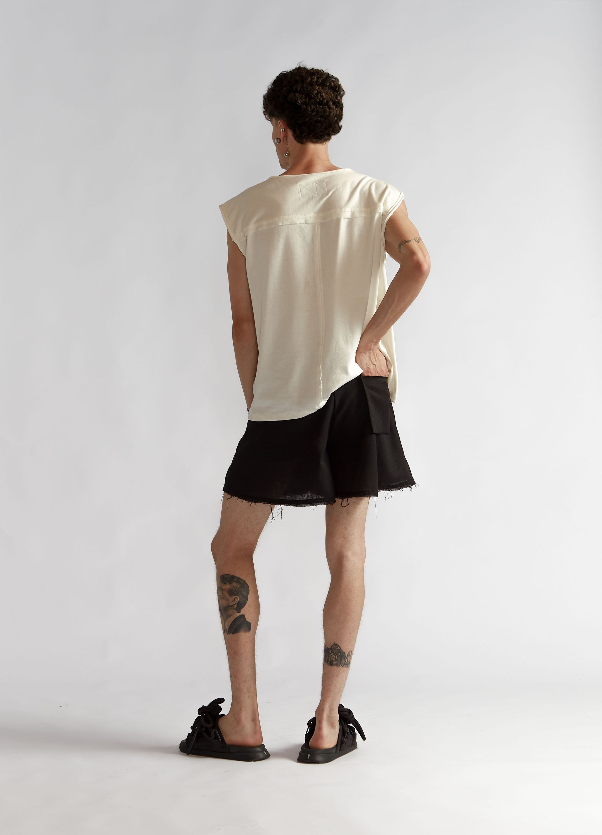 Foto do produto SHORTS LINA OFFWHITE
