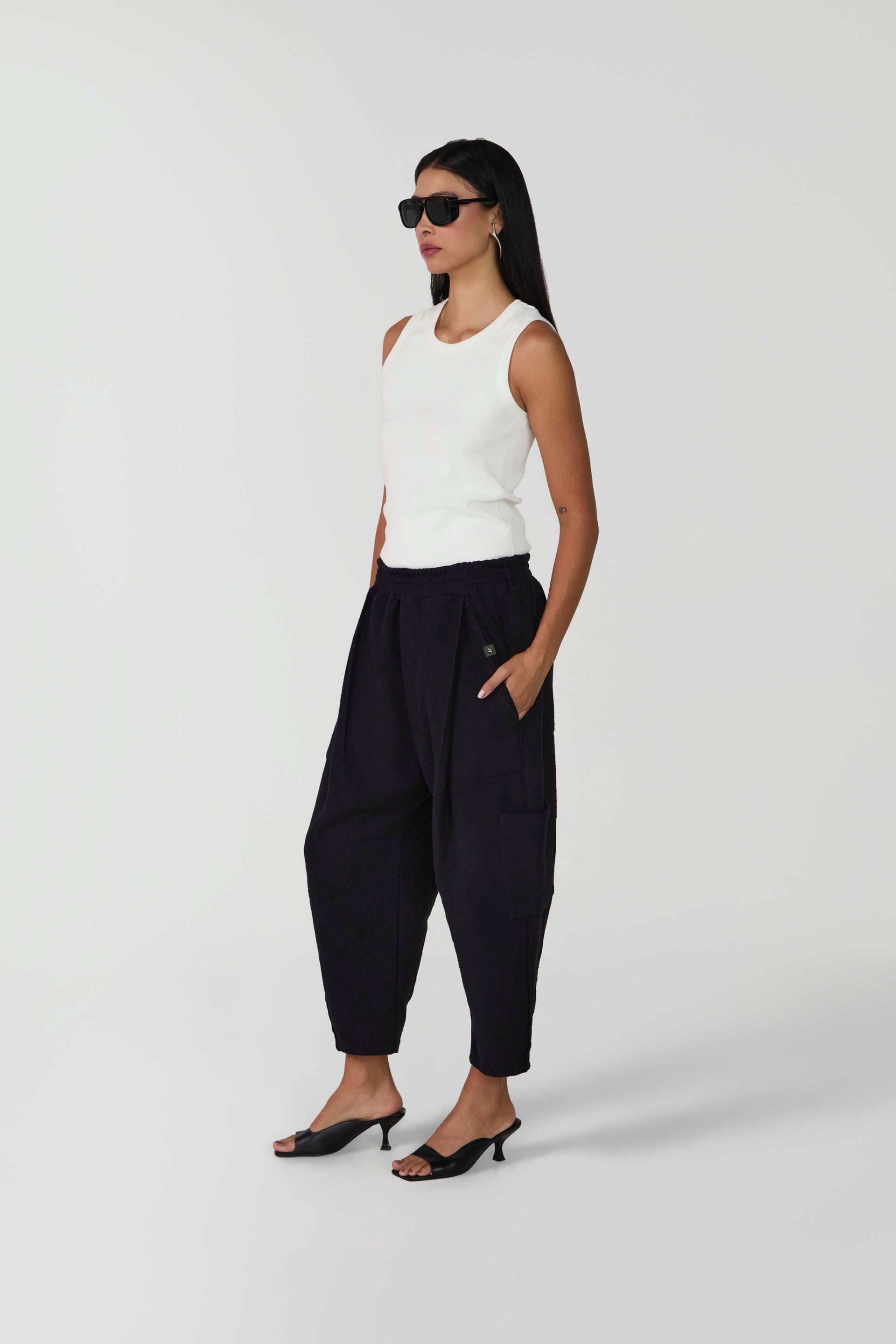 Foto do produto CALÇA +813 PRETO