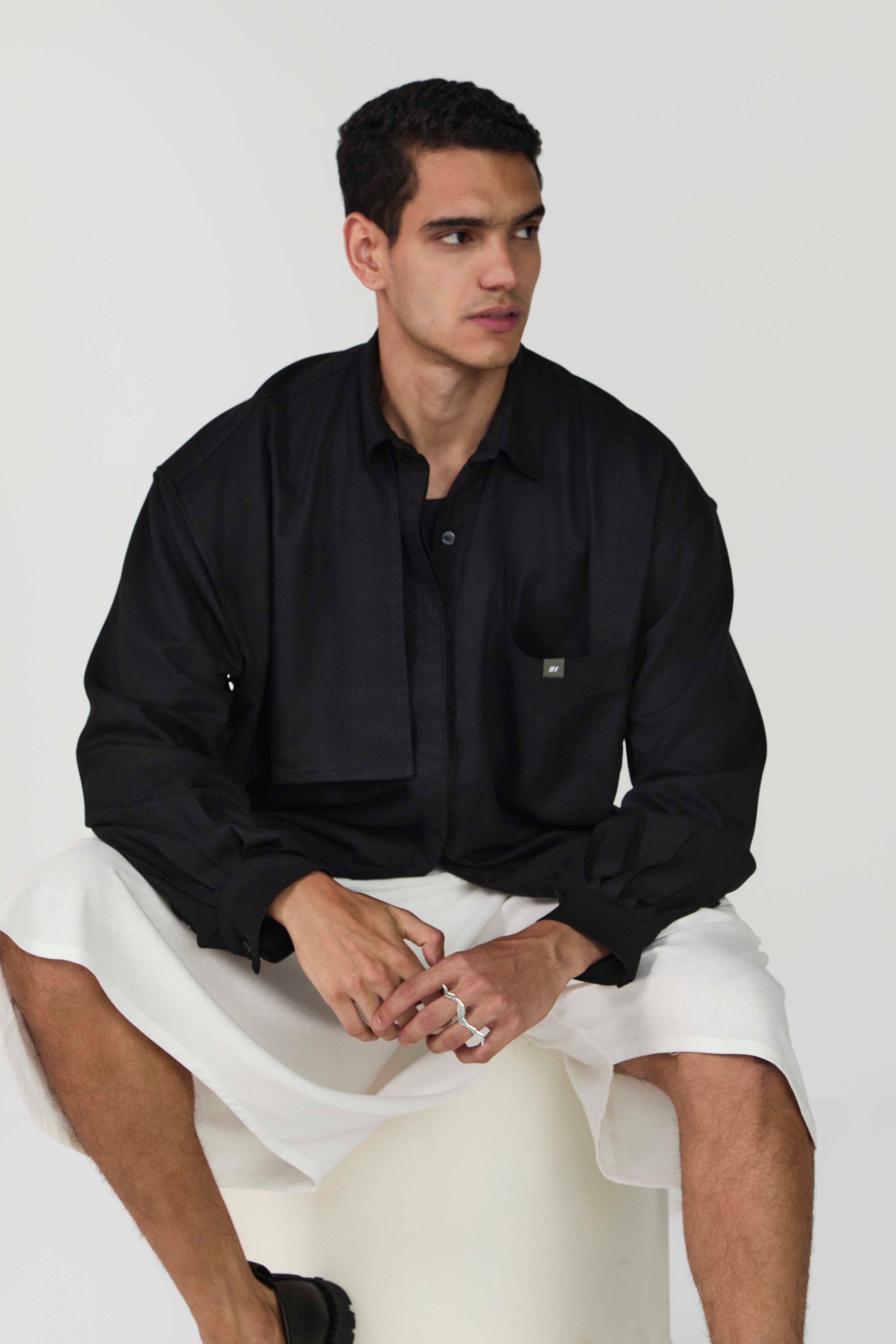 Foto do produto CAMISA BÁRIO PRETO