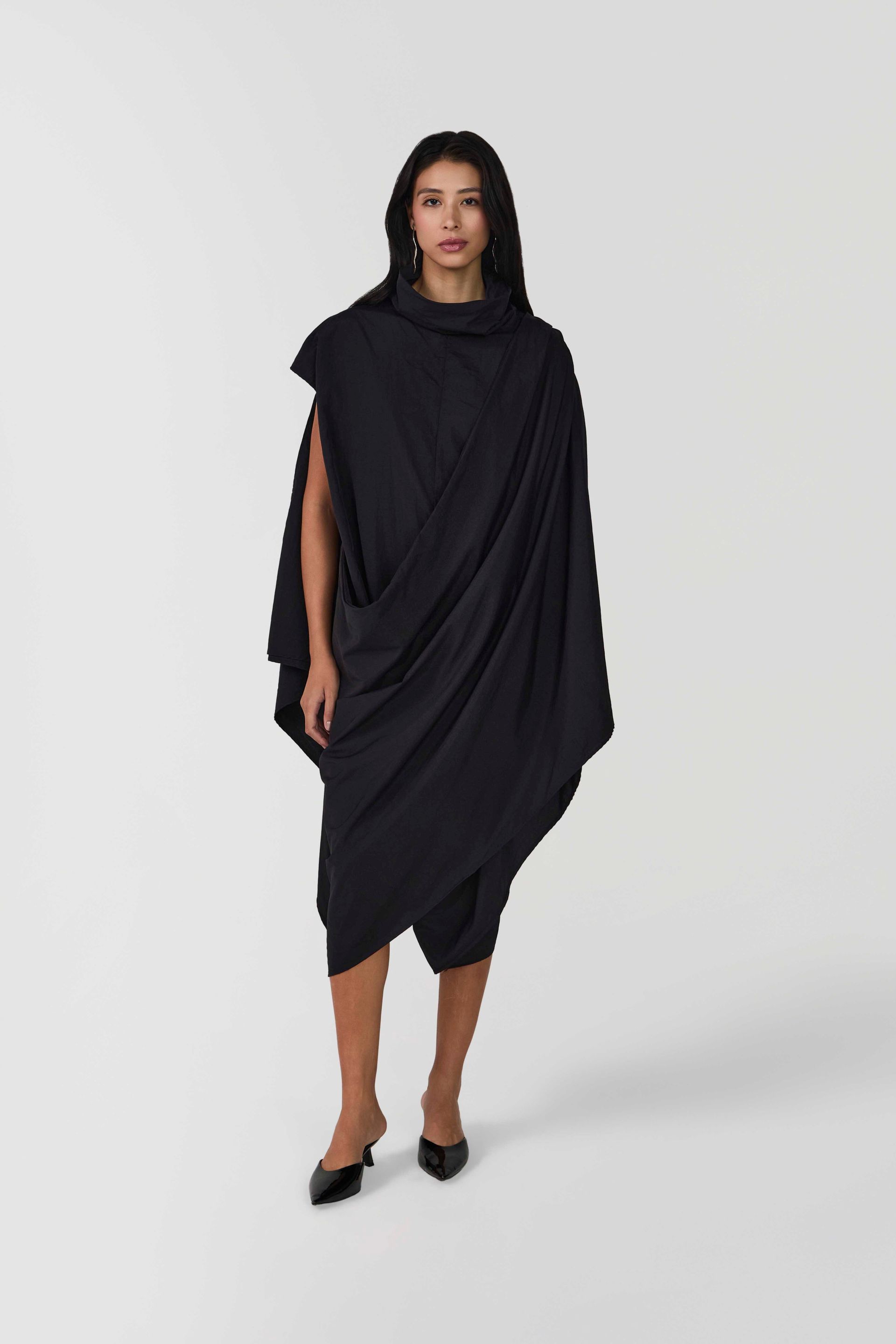 Foto do produto VESTIDO MUNICH PRETO