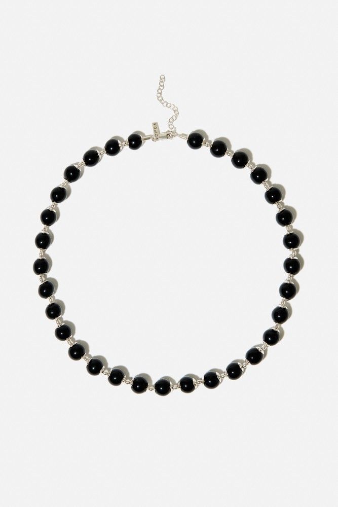 Colar Onix Prata: Elegância e Cuidados para Suas Joias