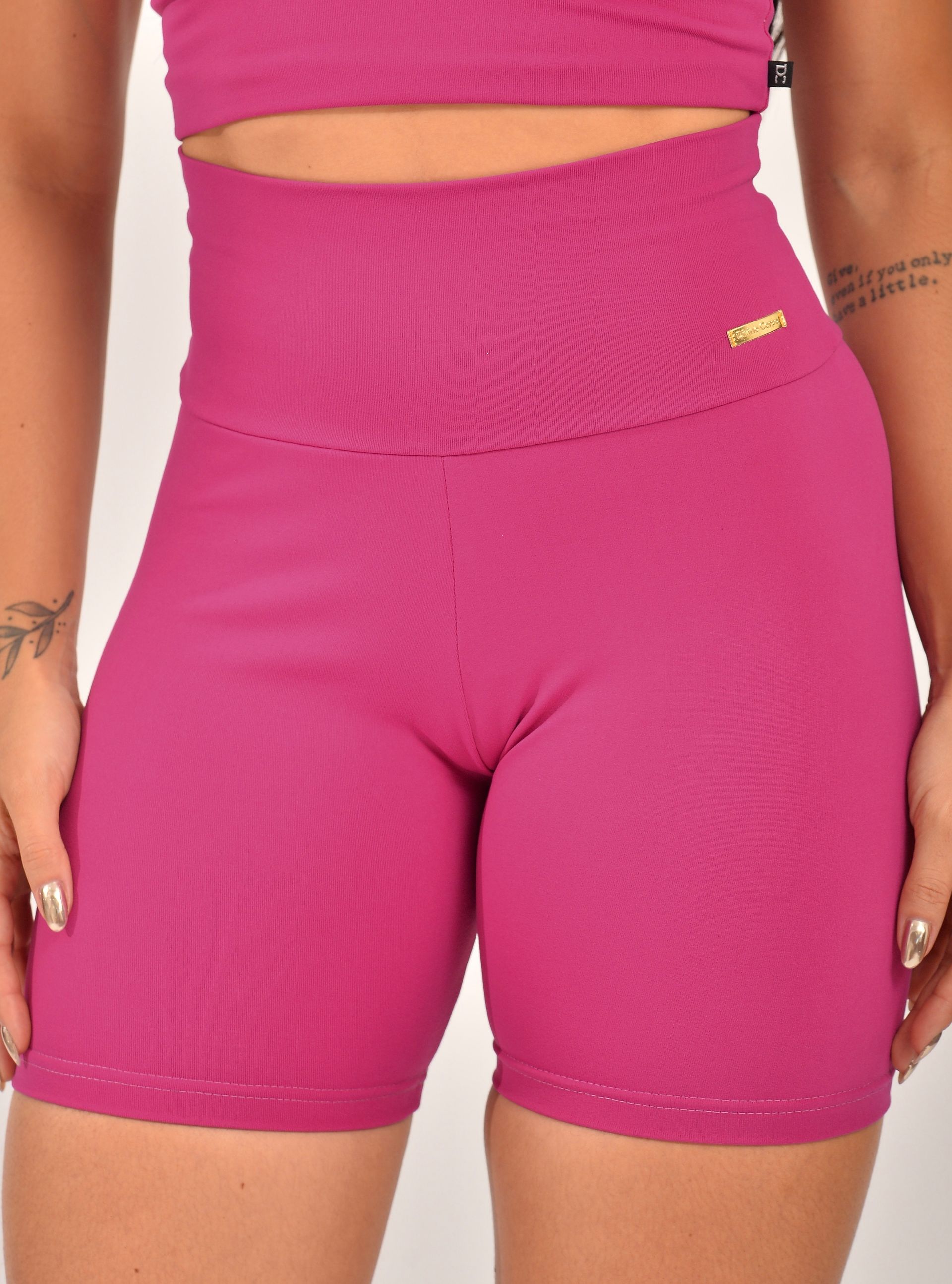 Bermuda Fitness Poliamida Lisa Rosa Fúcsia Básica