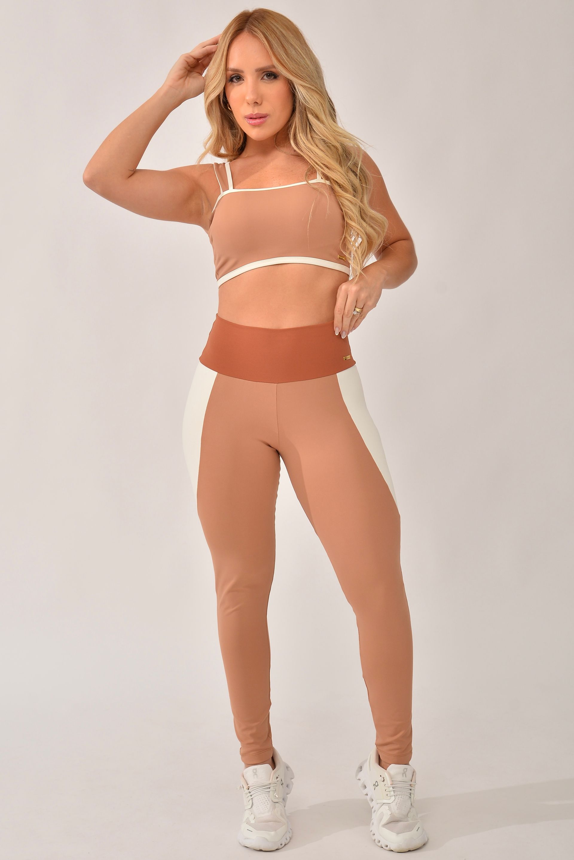 Conjunto Legging Fitness Recortes Marrom Tropic