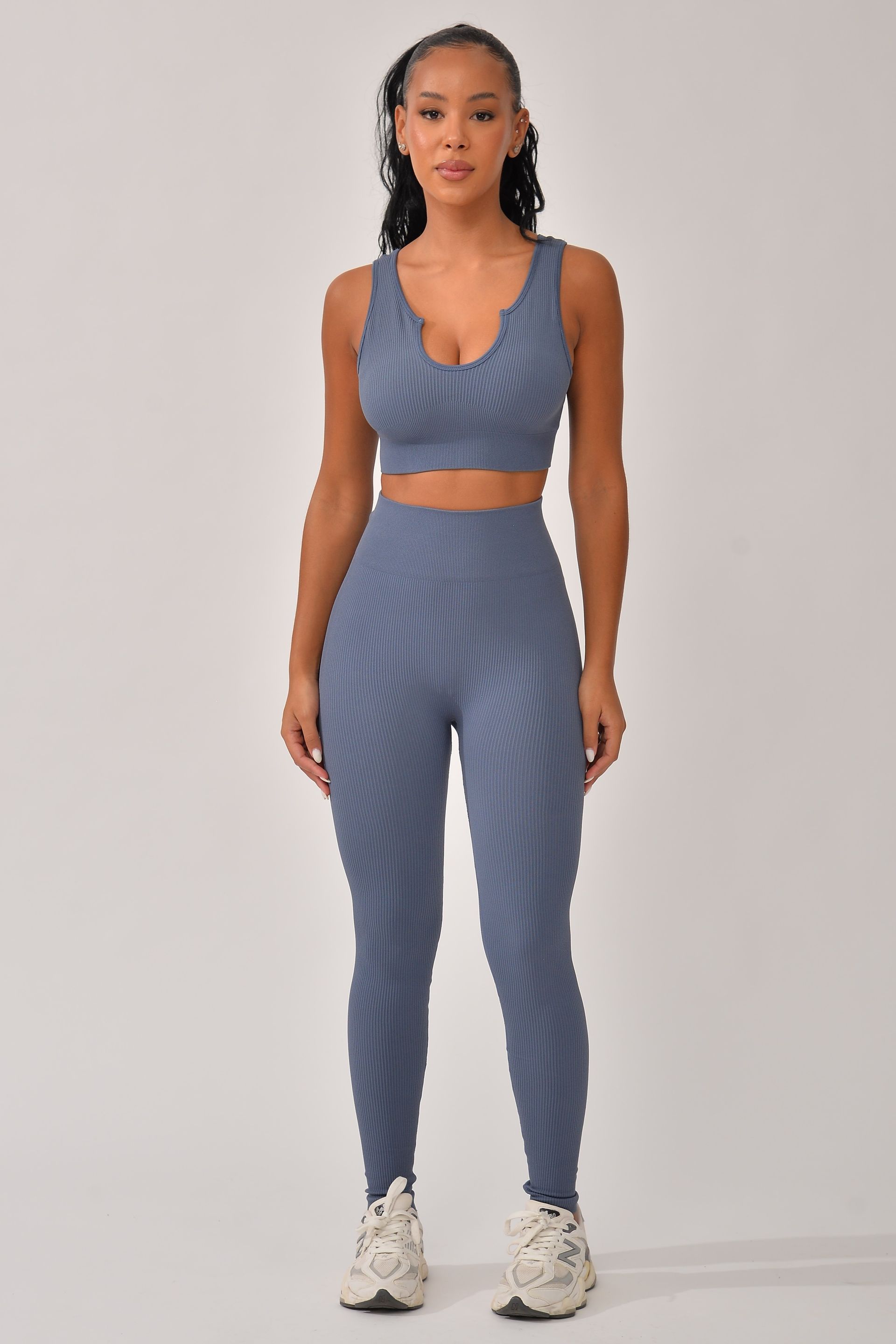 Conjunto Legging Canelada e Top Decote Azul Bela