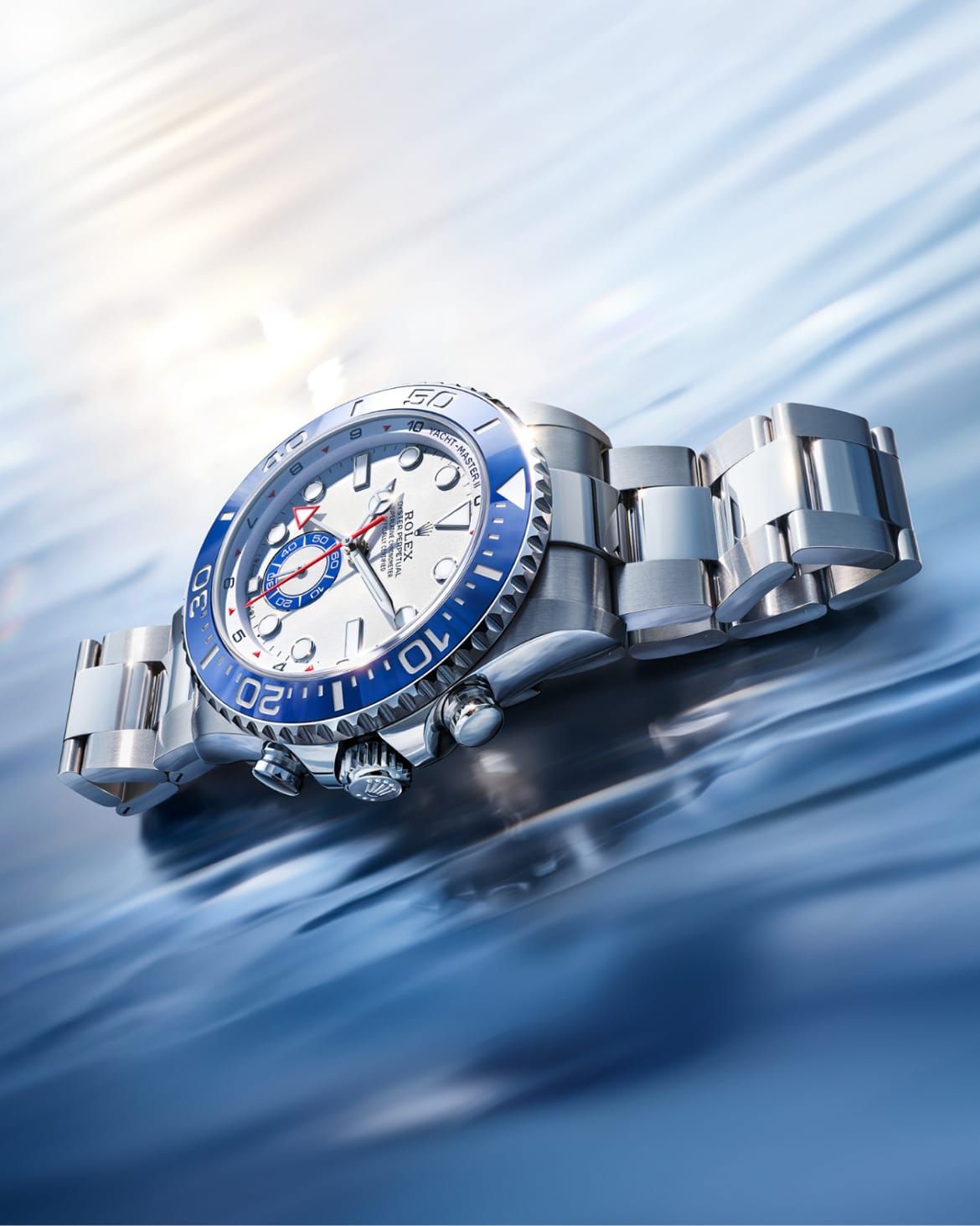 Este cronógrafo de regata único apresenta uma função exclusiva desenvolvida pela Rolex: uma contagem regressiva programável com memória mecânica e sincronização on the fly.