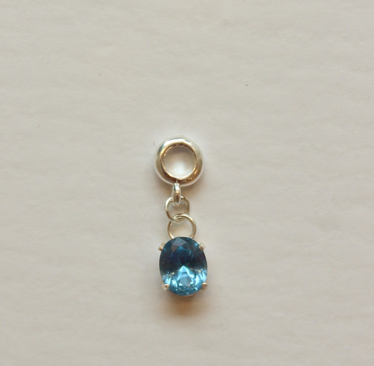 Pingente pedra azul