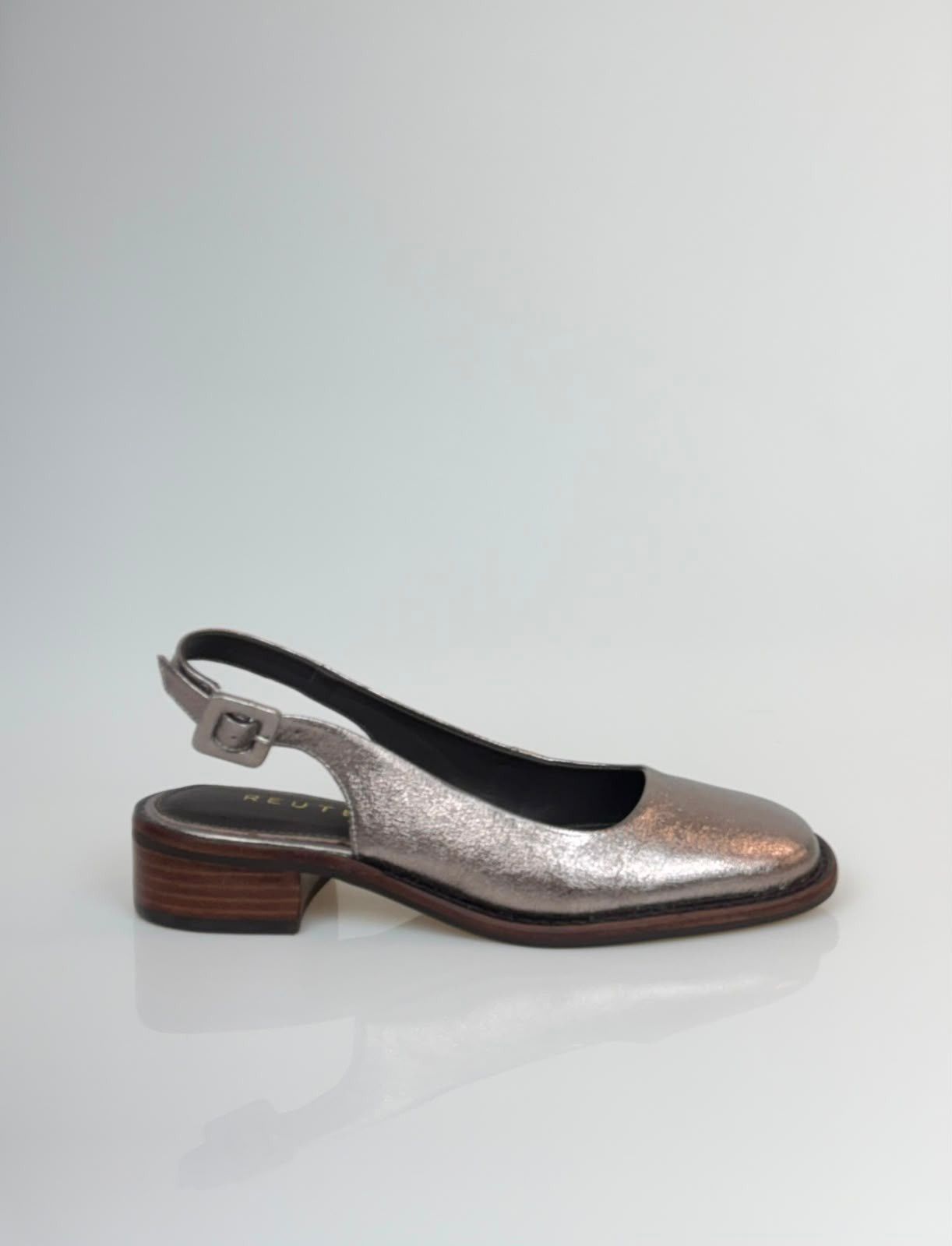 Foto do produto Sapatilha Celine