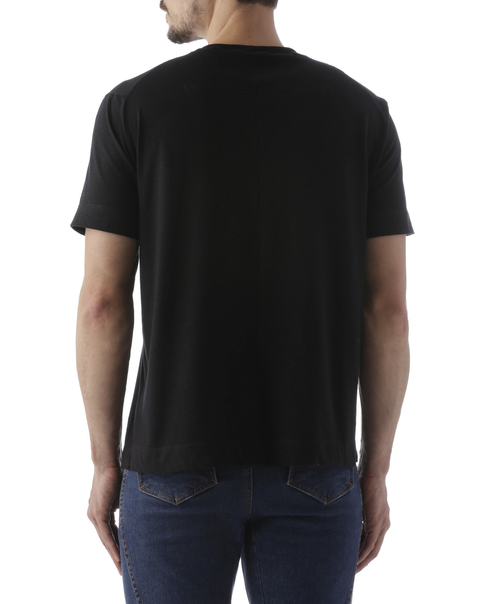 camiseta decote redondo Nando preta