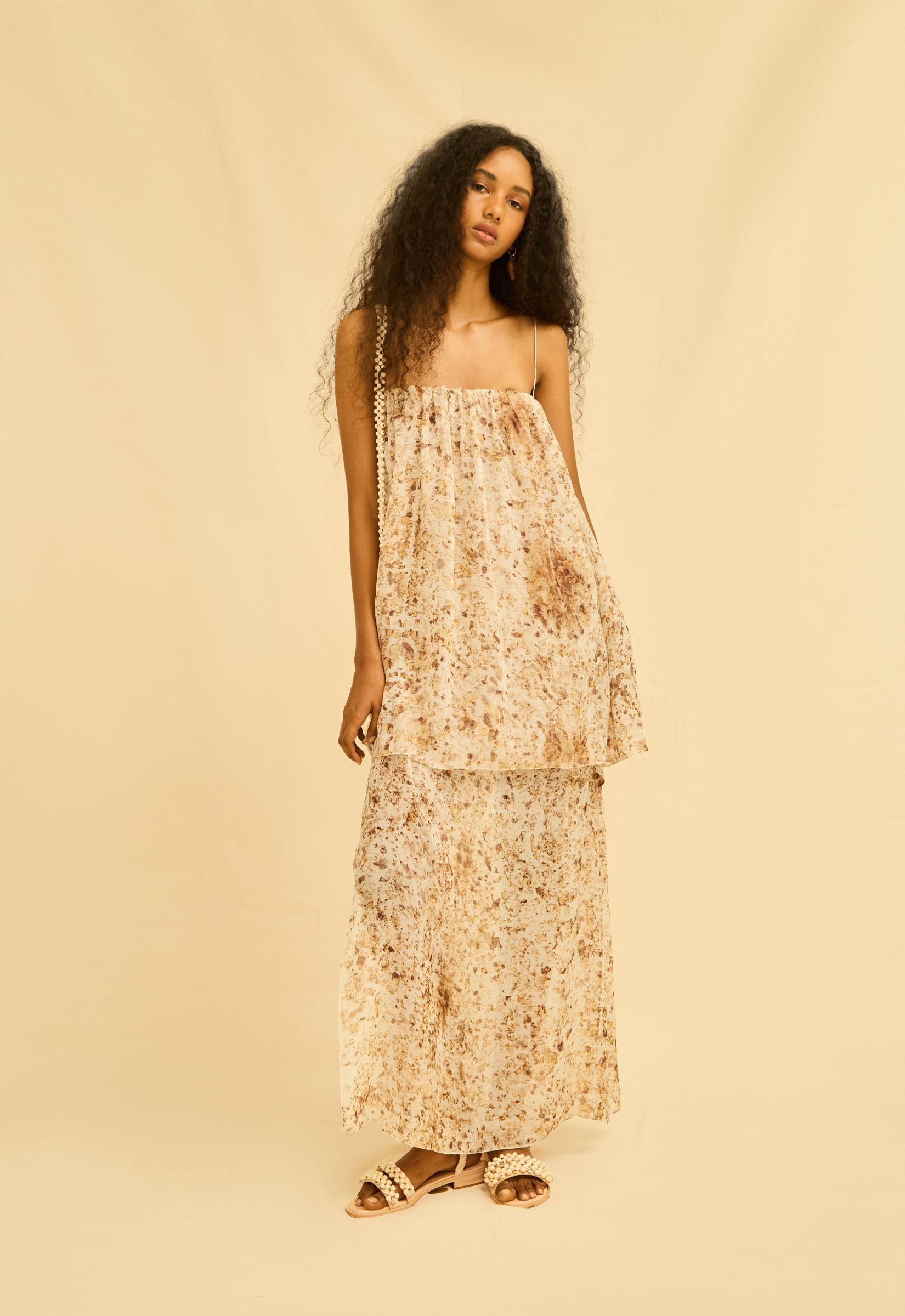 Foto do produto Vestido Paloma Seda Impressão Botânica Araucária