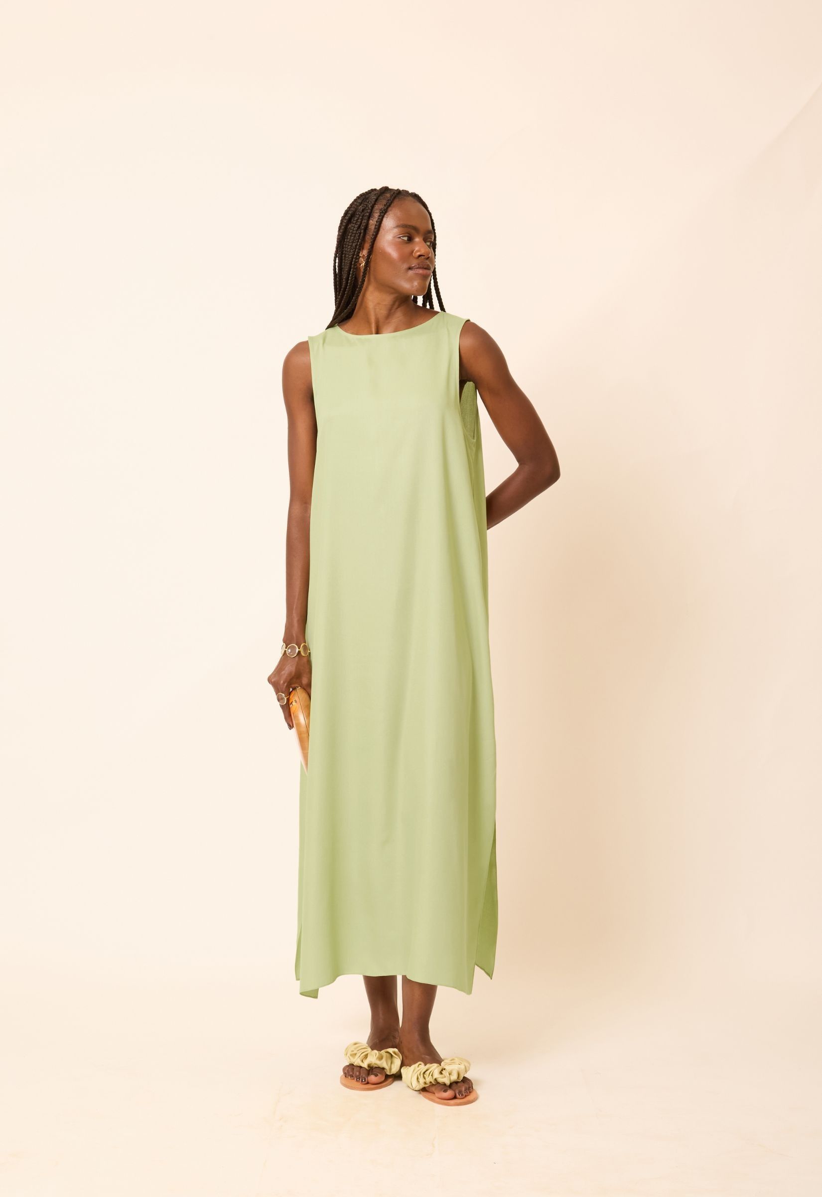 Foto do produto Vestido Modal Regata Bela Verde