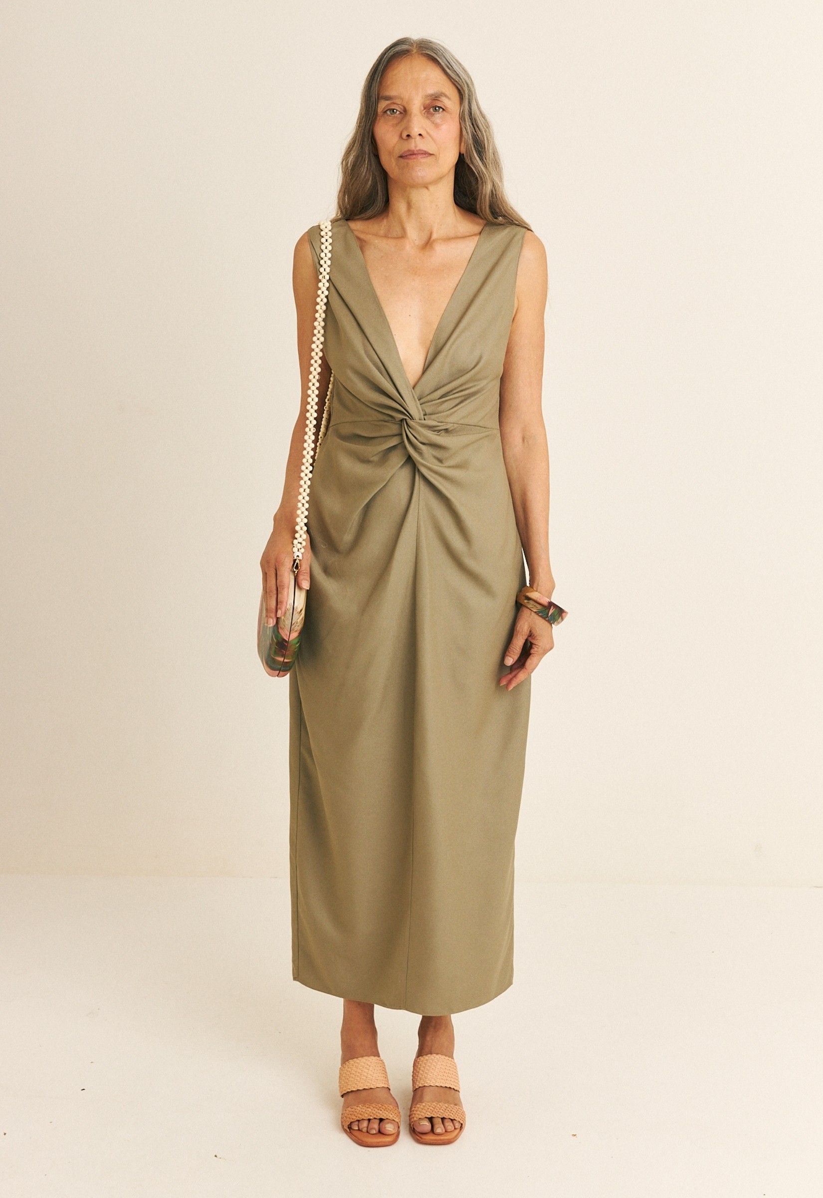 Foto do produto Vestido Torção TENCEL™ Micro Modal Eloise Chumbo