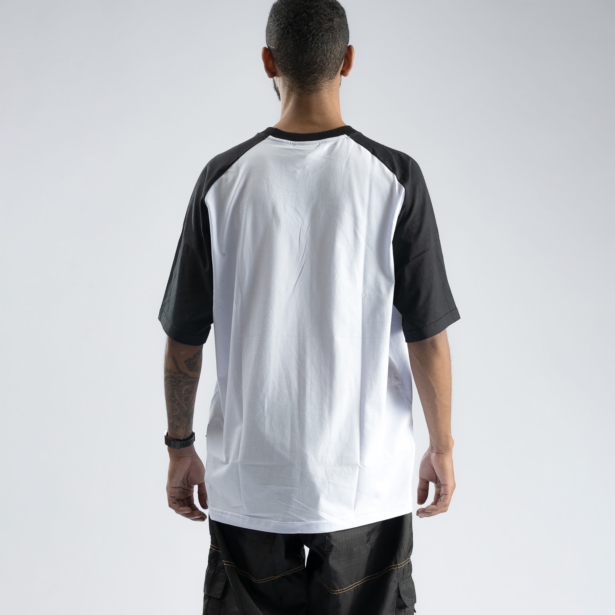 Camiseta Oversized Jinsei Hocks x Layback 