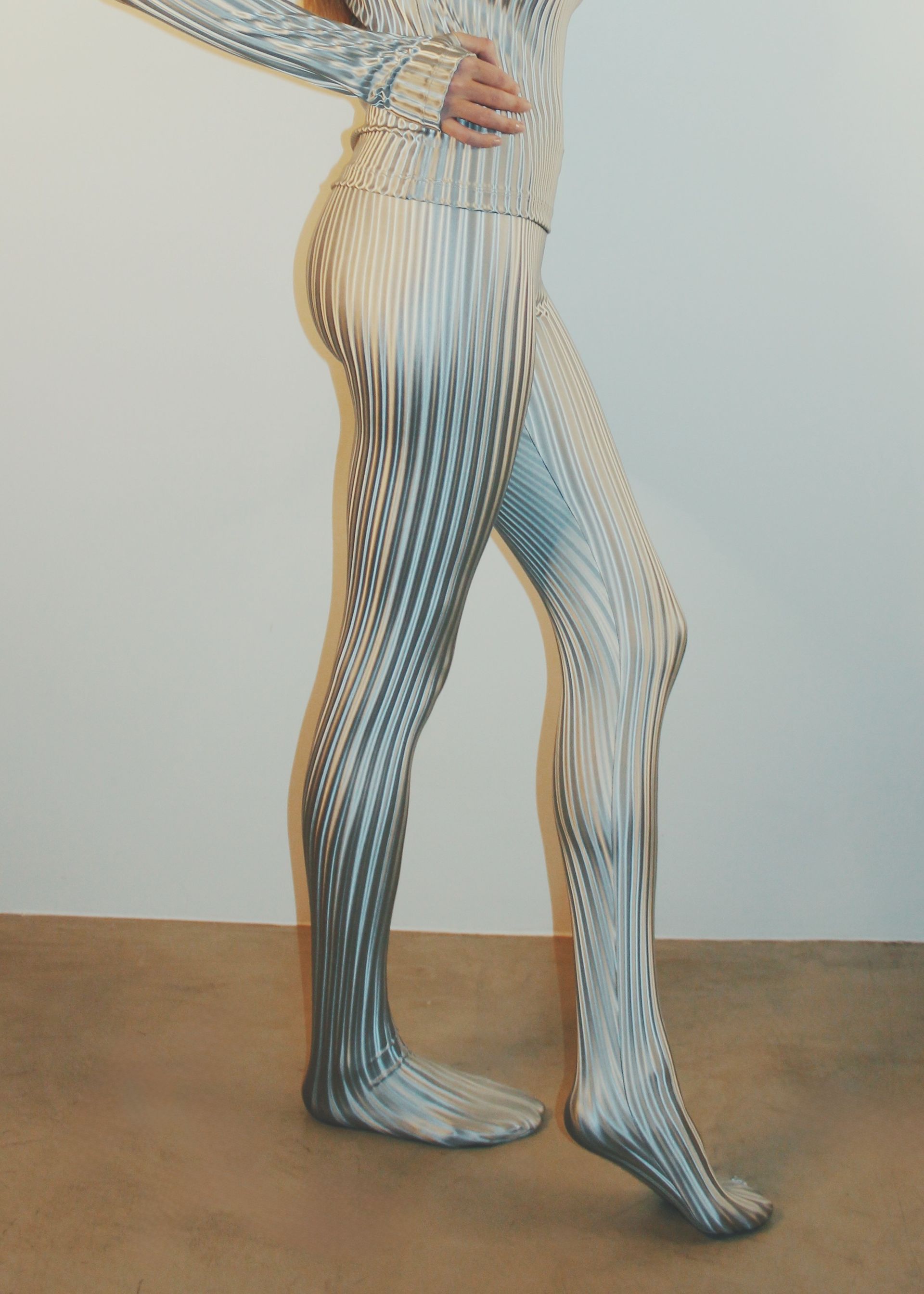 Meia-calça Espectro Ed.#2 - Alumínio