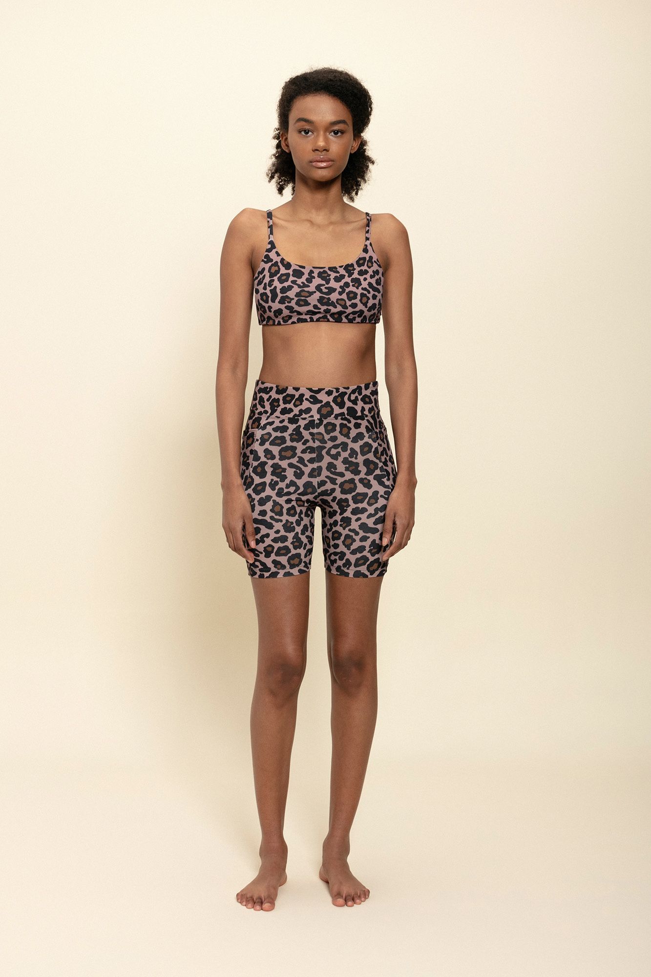 Short Not So Short Atlética Animal Print