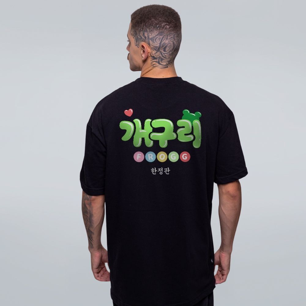 CAMISETA OVERSIZED PRETA - FROGG CLUB - LOLJA - Atelier do Sicko LTDA