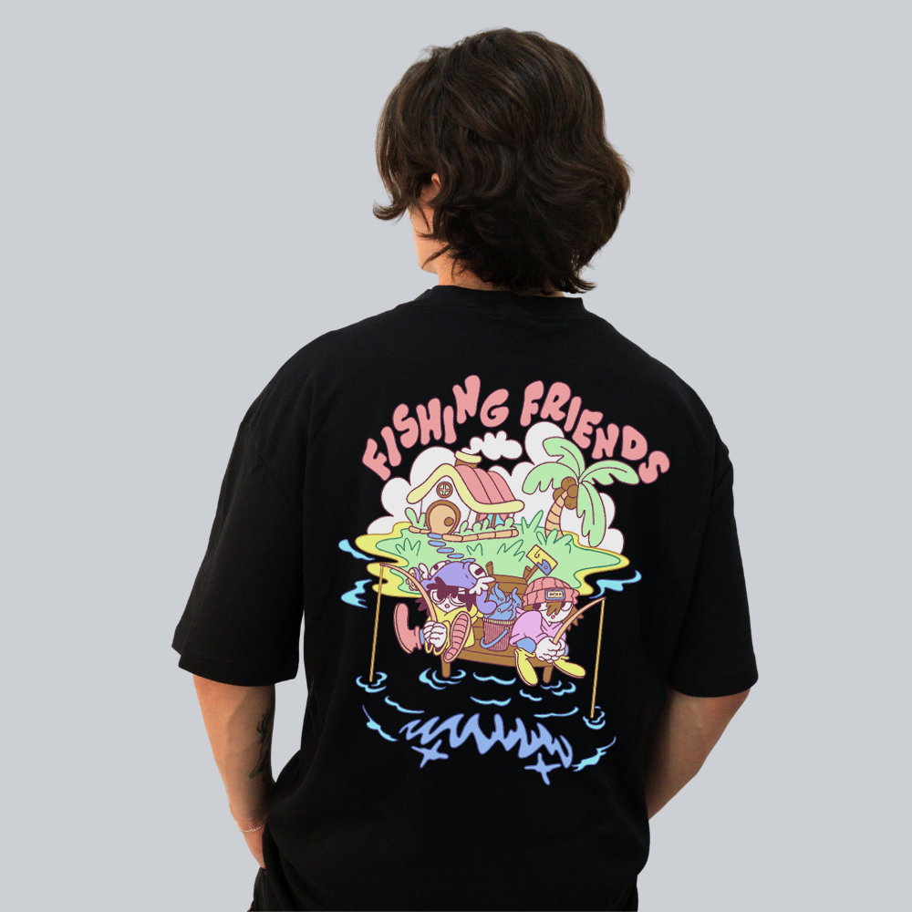 CAMISETA OVERSIZED PRETA - FISHING FRIENDS COLORIDO - LOLJA
