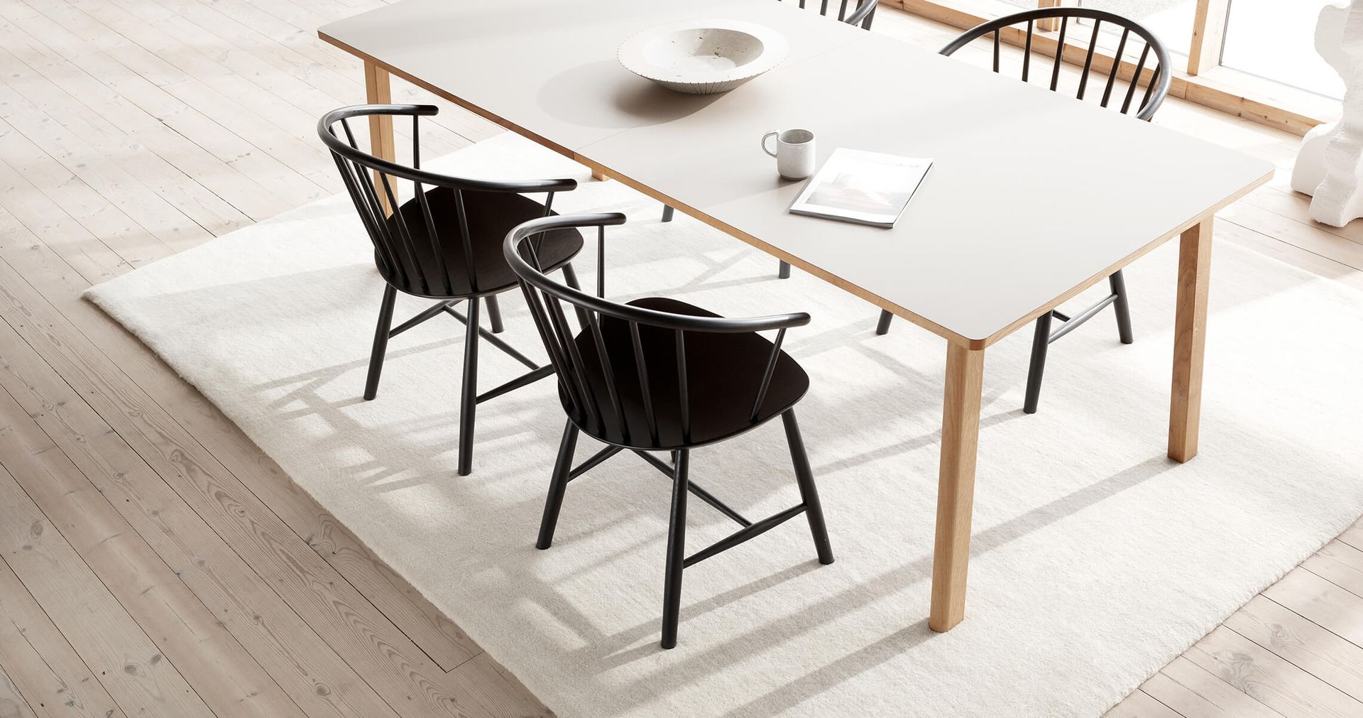 Seção 1 Johansson J64 Chair