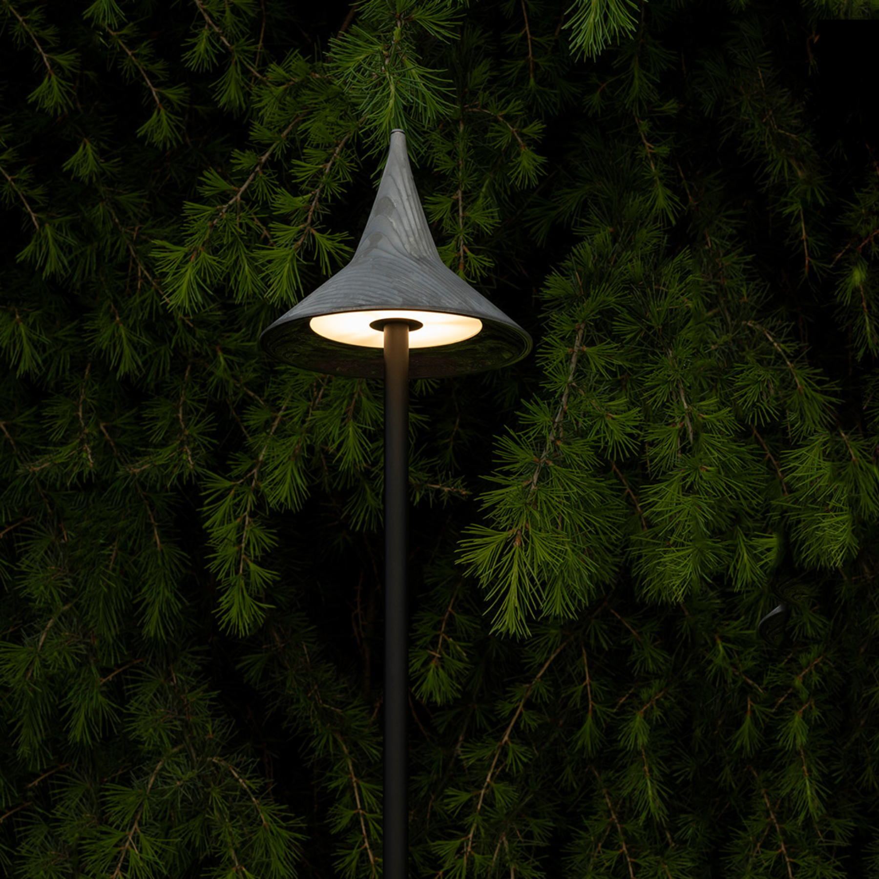 Luminaria de Chão Unterlinden Outdoor | Artemide