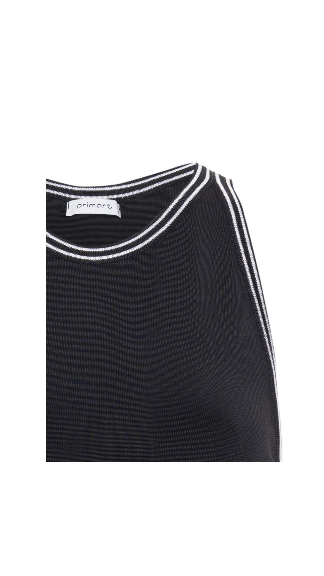 Regata tricot contrast detalhe gola Martina - Preto/Off White