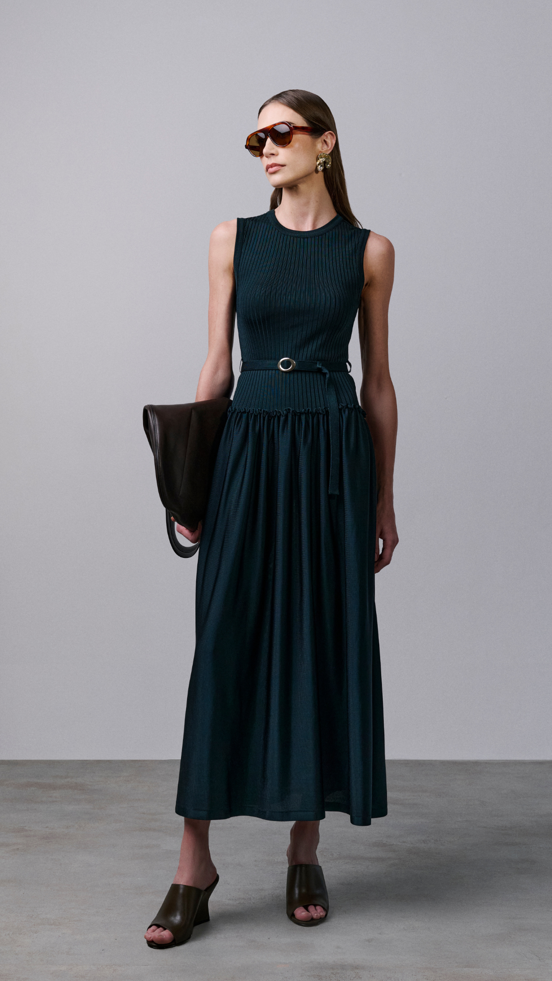 Vestido com cinto Lorena - Dark Florest 
