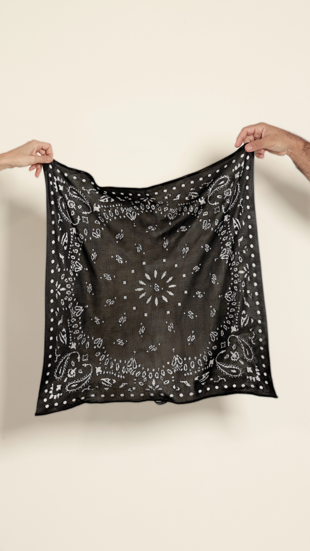Bandana Isadora - Preto e Off White