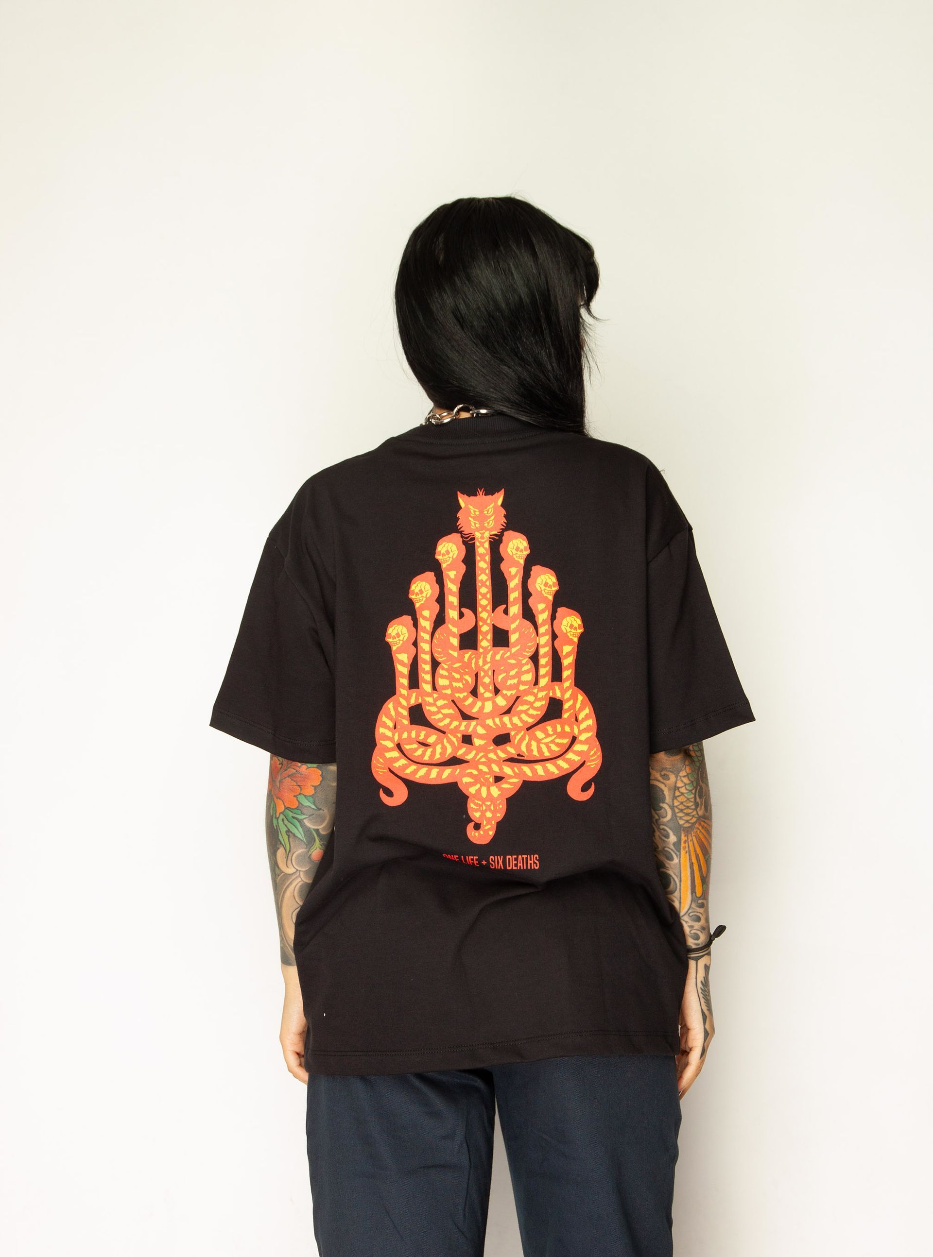 Camiseta Oversized Six Lifes Black