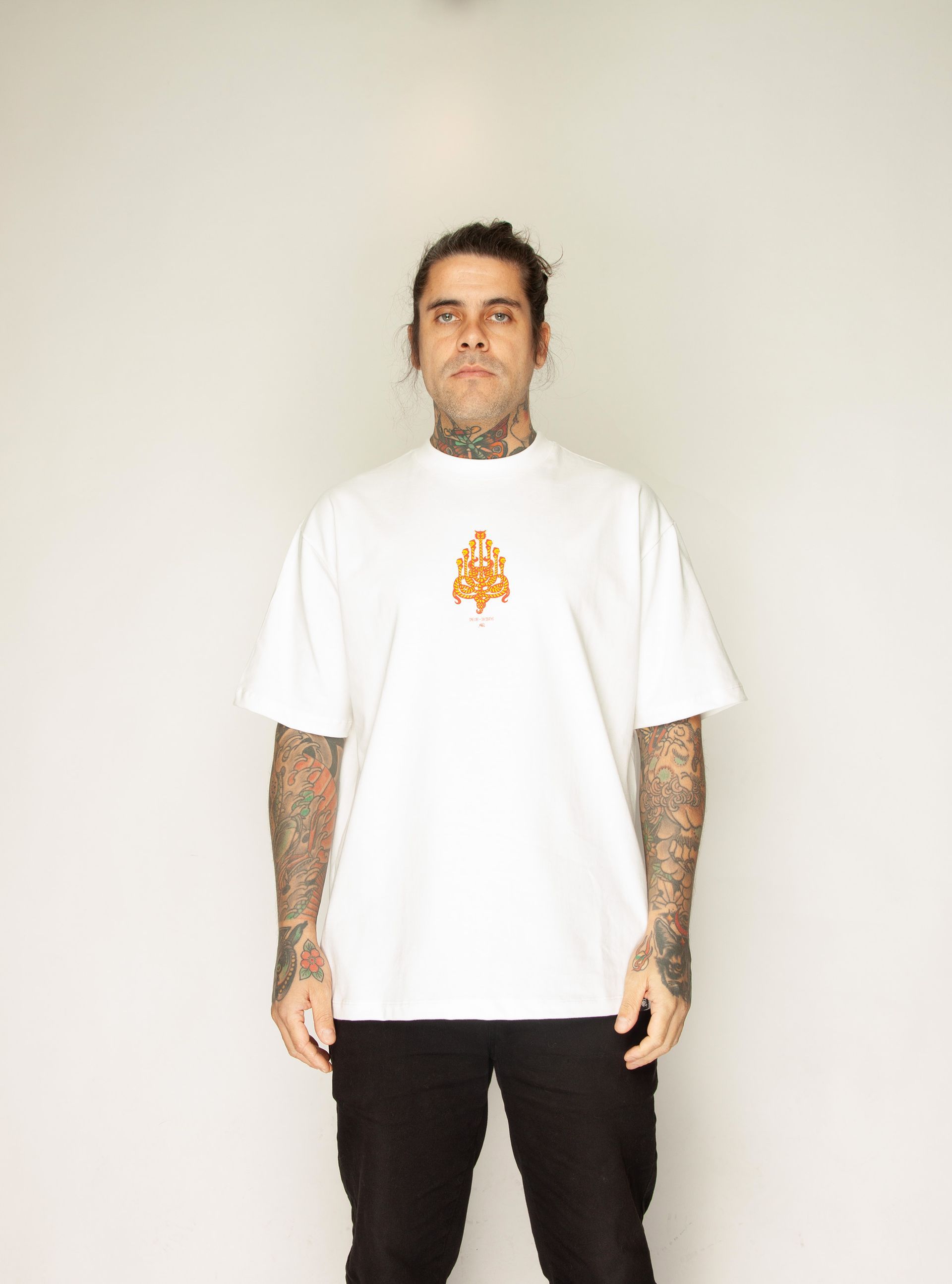 Camiseta Oversized Six Lifes OffWhite