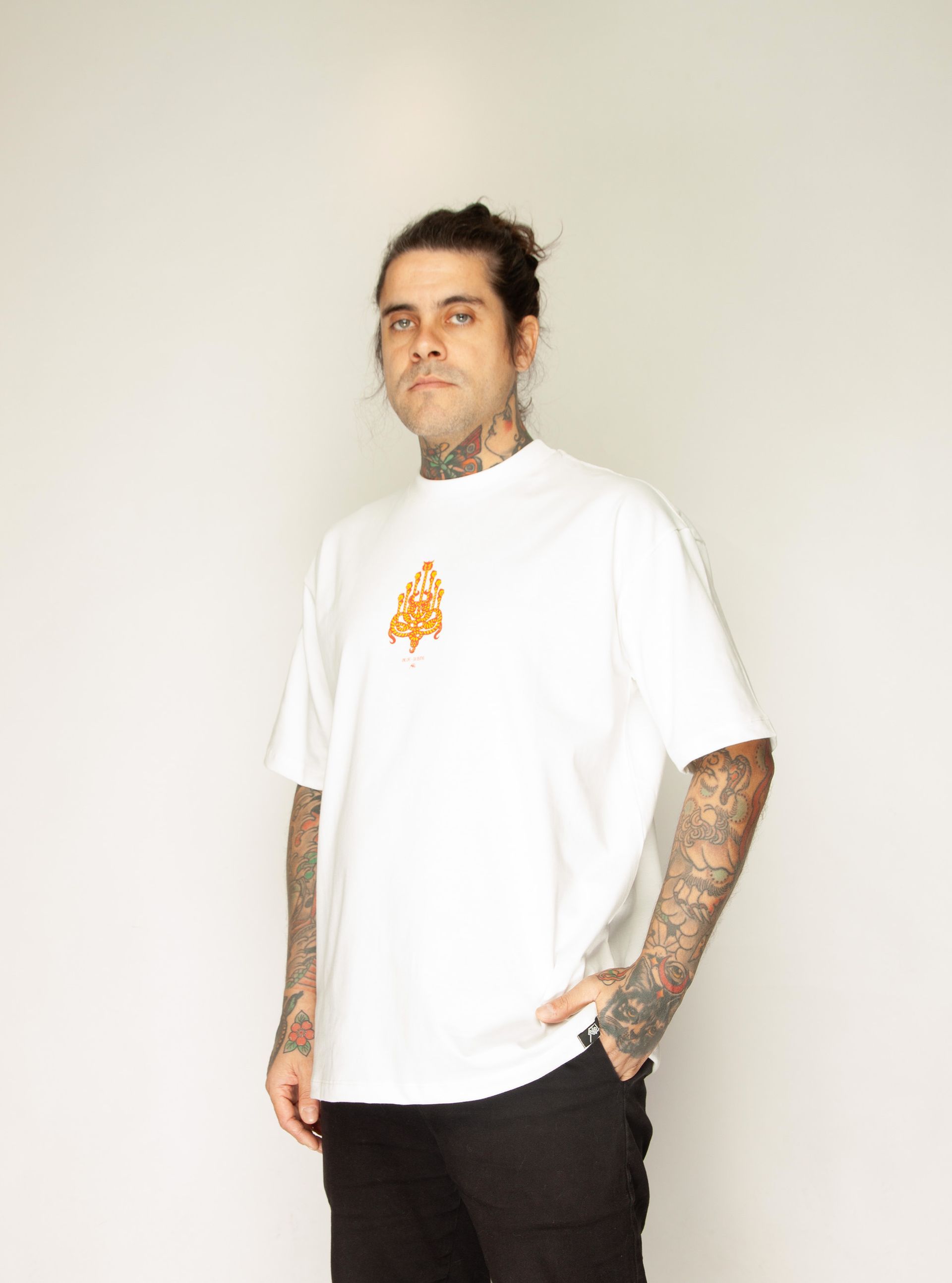 Camiseta Oversized Six Lifes OffWhite