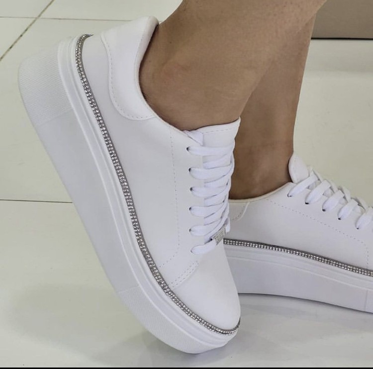 Tênis vizzano hot sale bico redondo branco