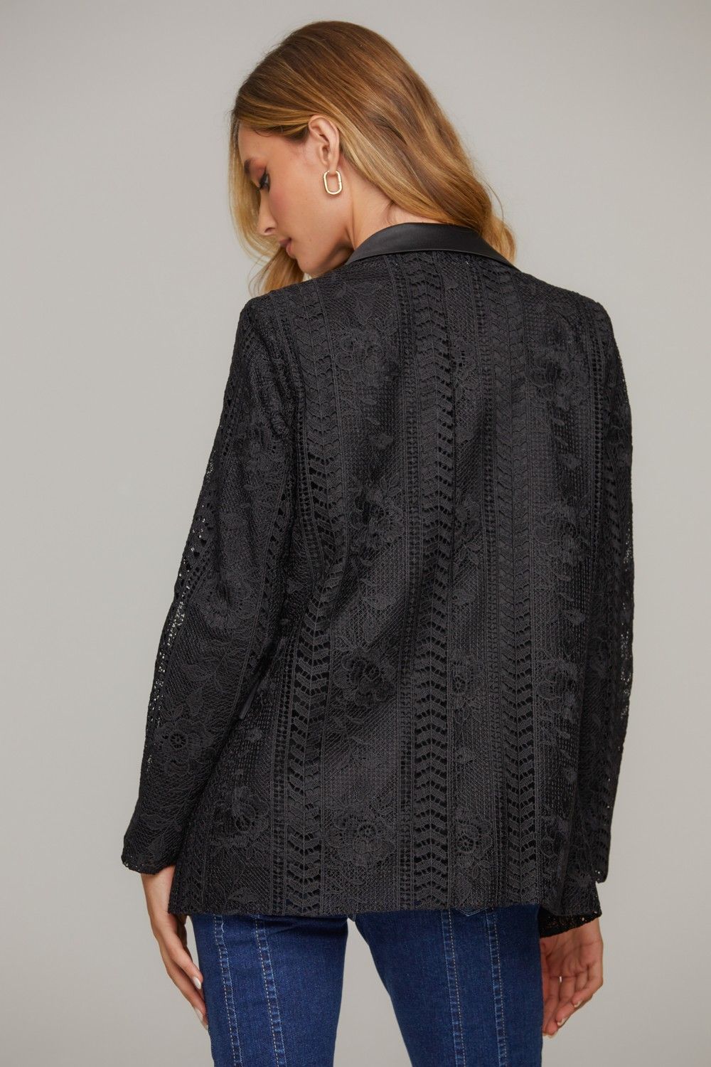 Blazer Renda Bianza