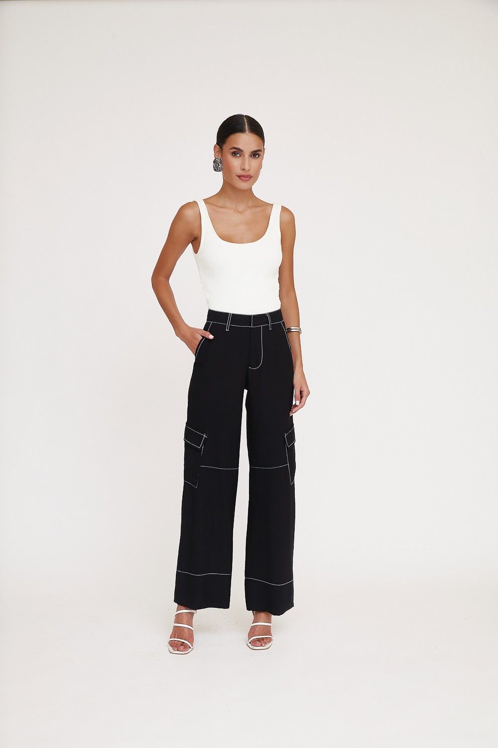 Calça Wide Leg Cargo Marie