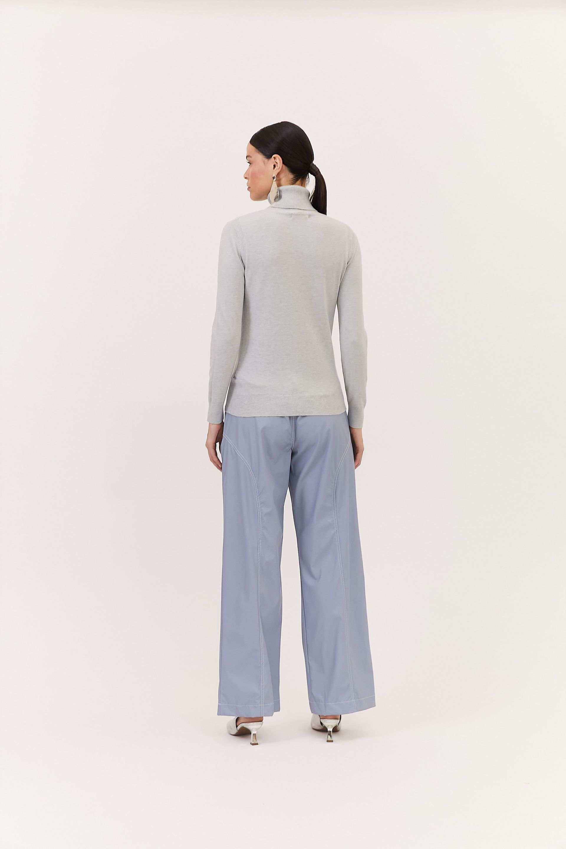Blusa Tricot Gola Alta Dóris