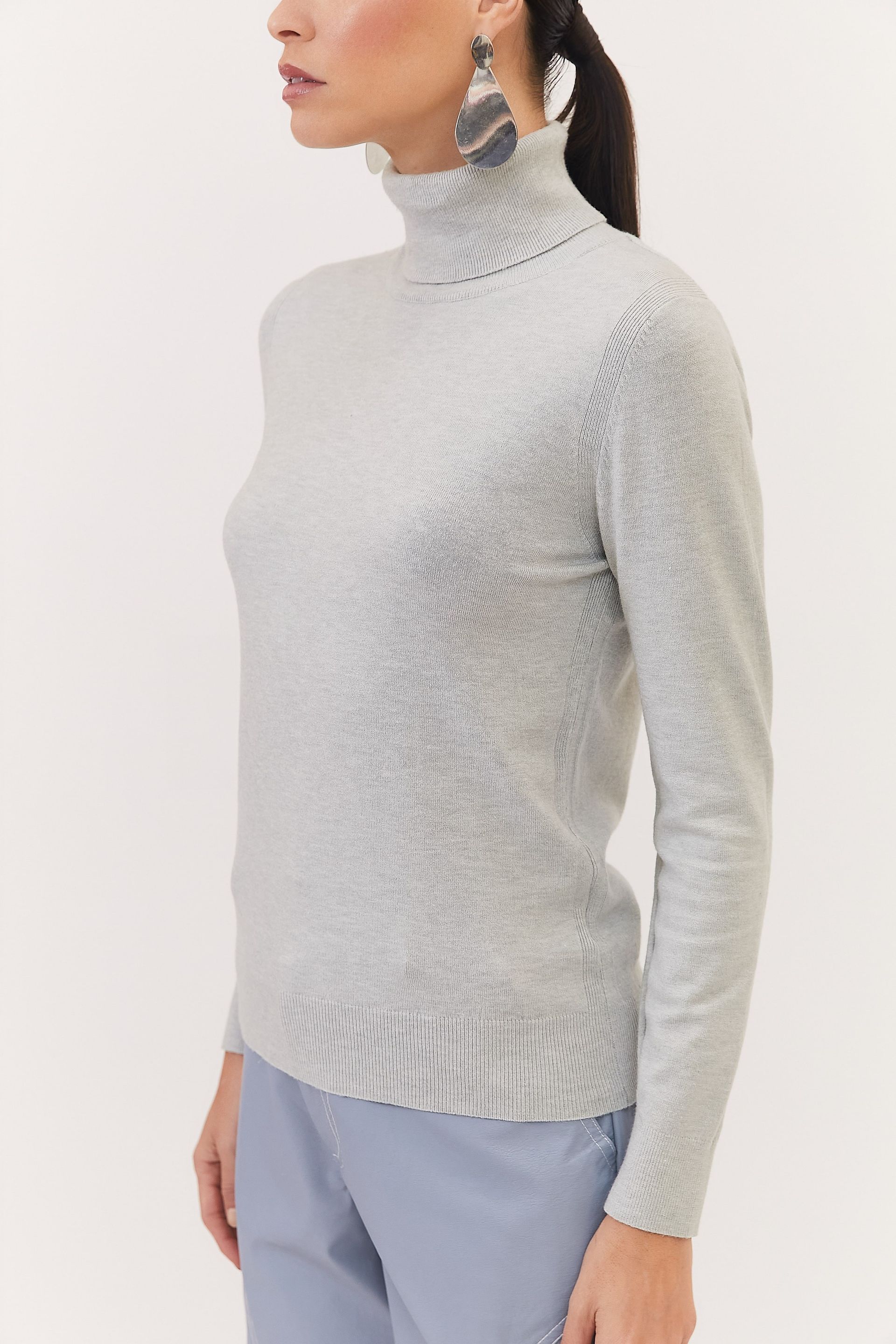 Blusa Tricot Gola Alta Dóris