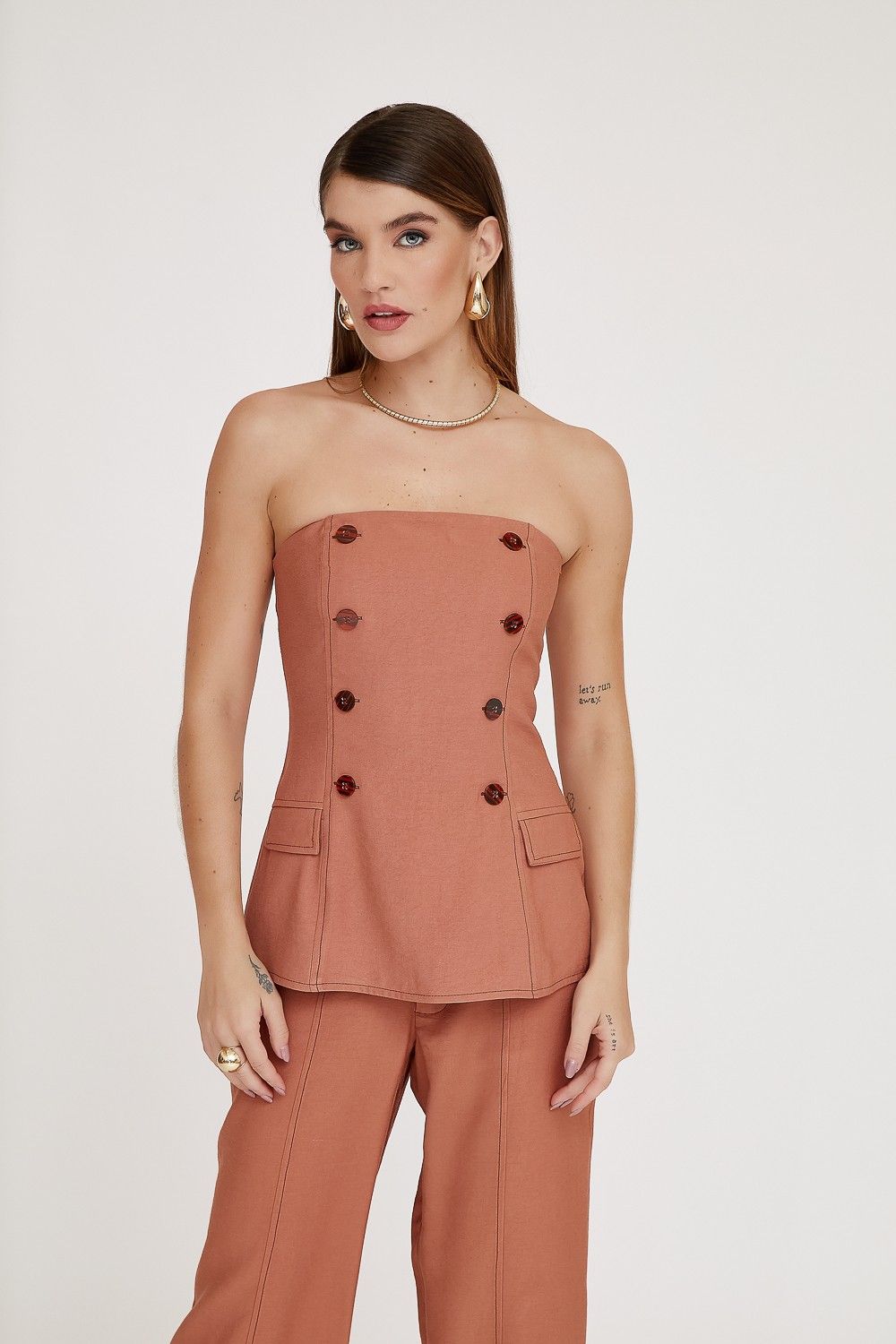 Blusa Alfaiataria Tomara que caia Ulla