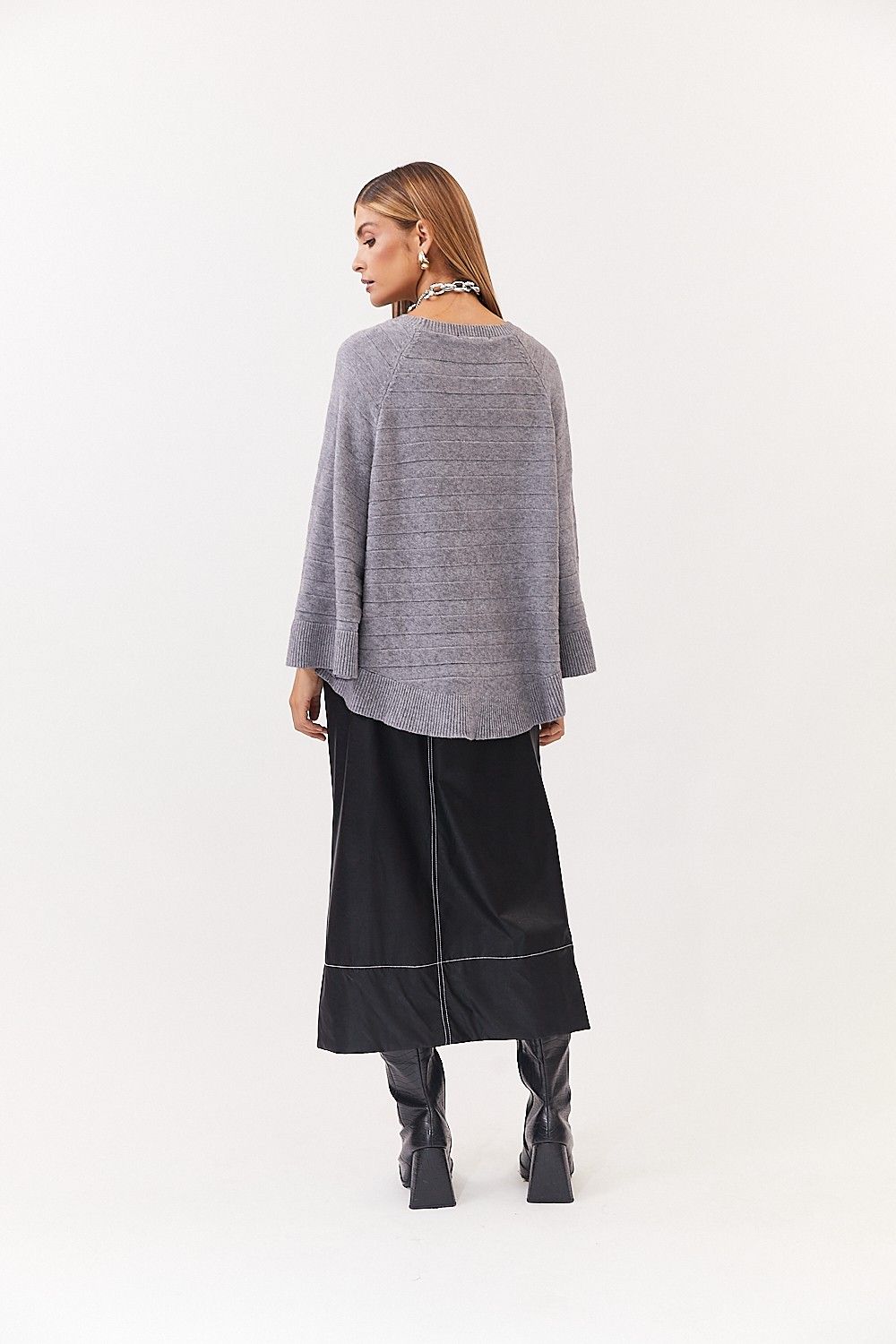 Blusa Poncho Tricot Loren