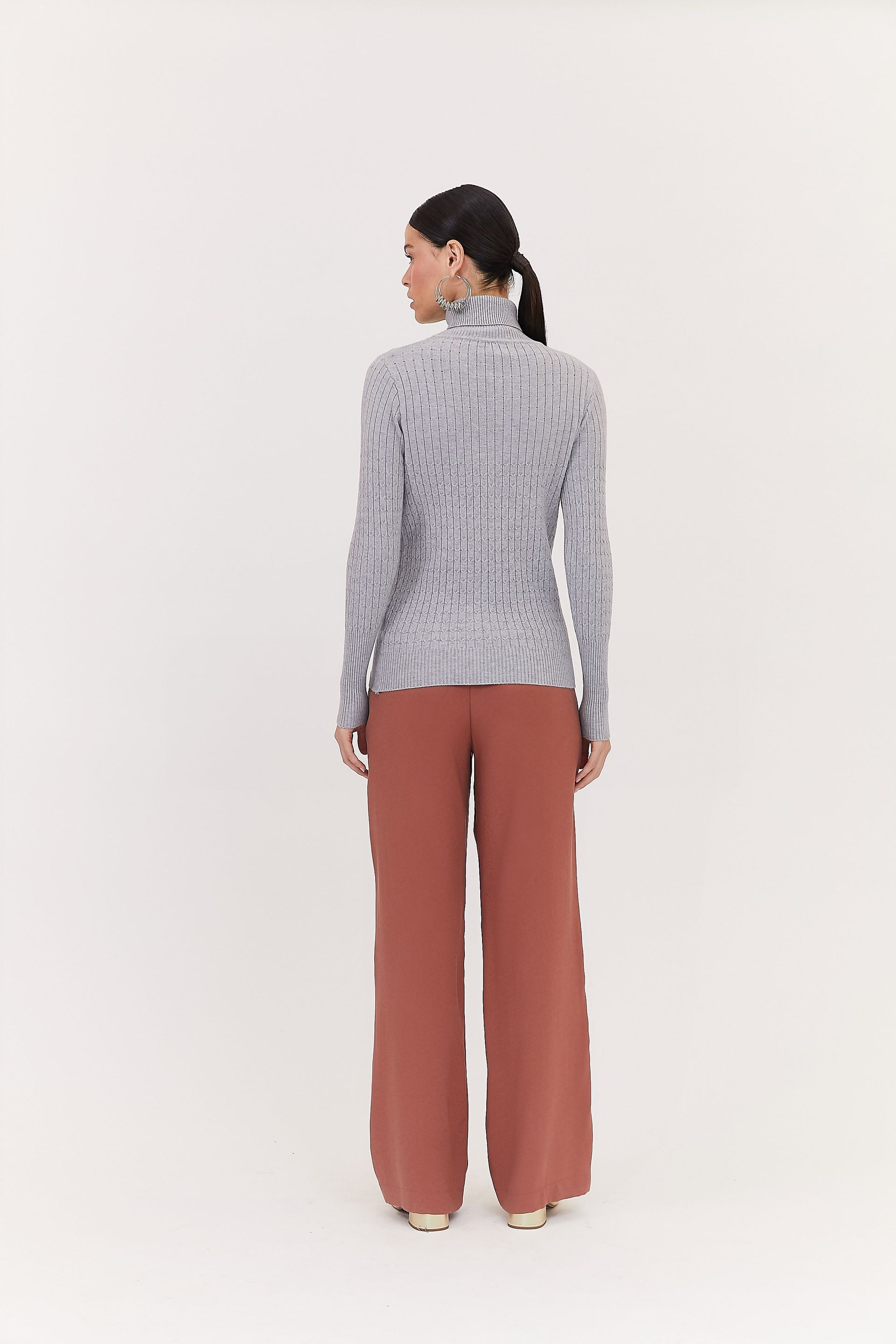 Blusa Tricot Gola Alta Geny