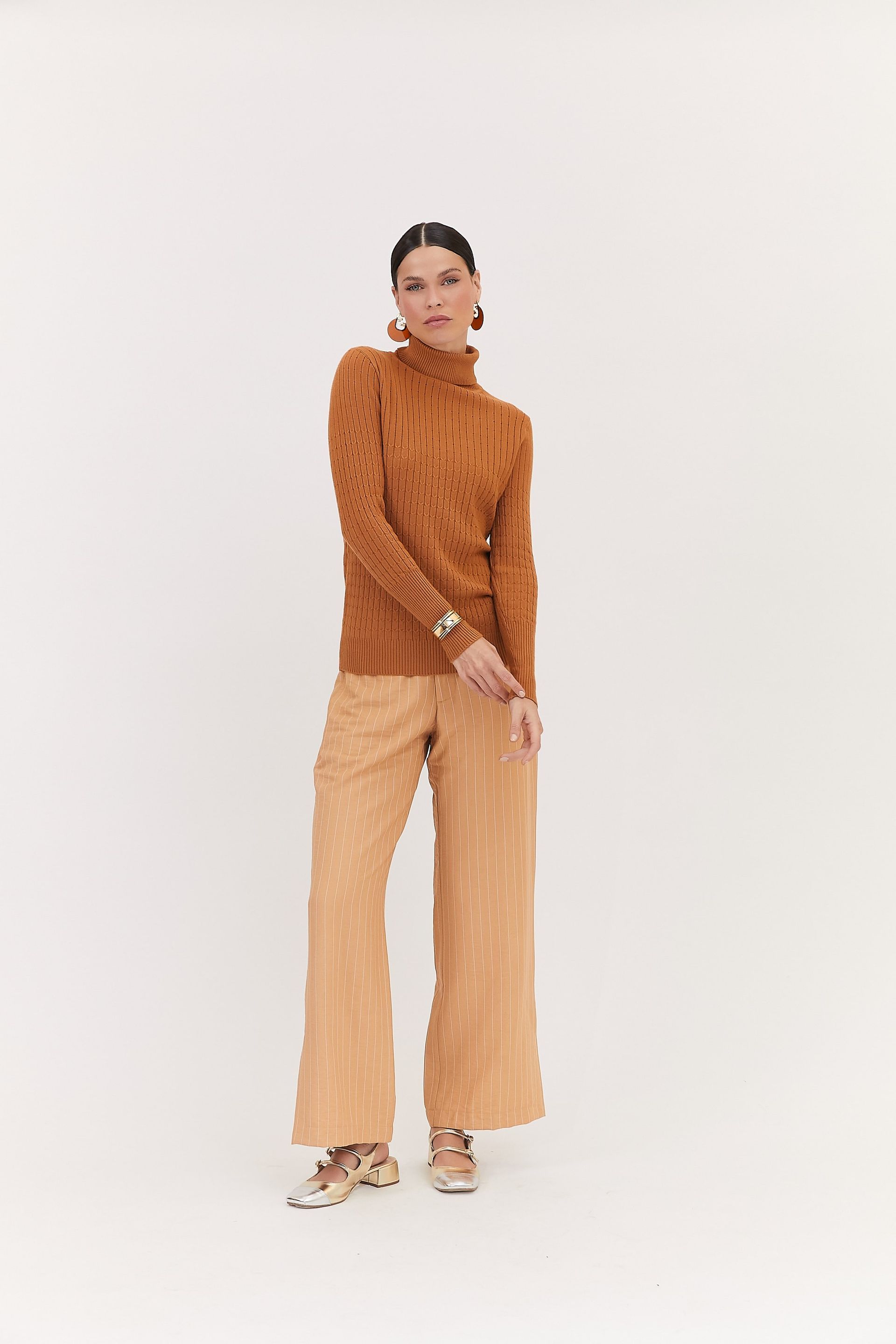 Blusa Tricot Gola Alta Geny
