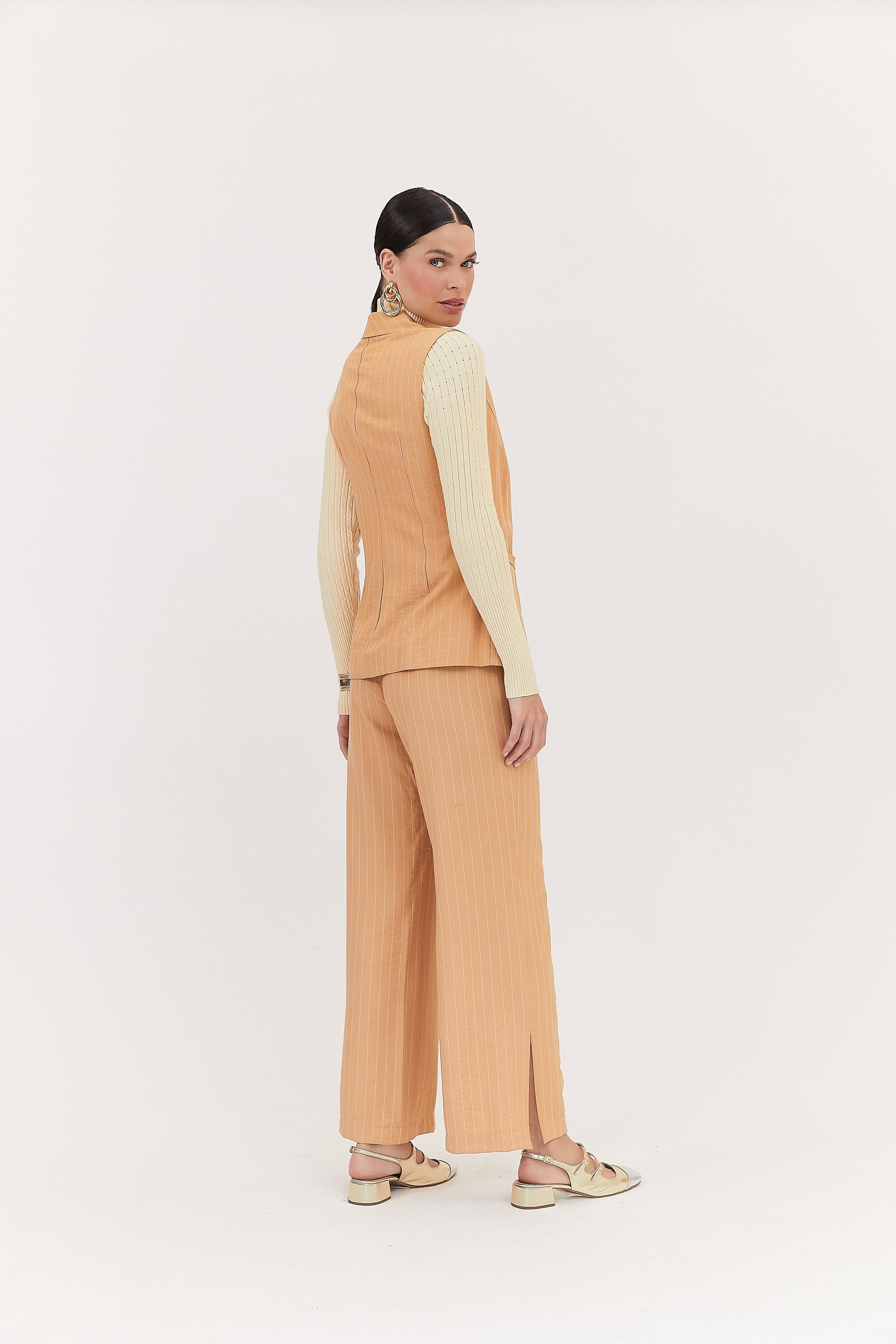 Blusa Tricot Gola Alta Geny