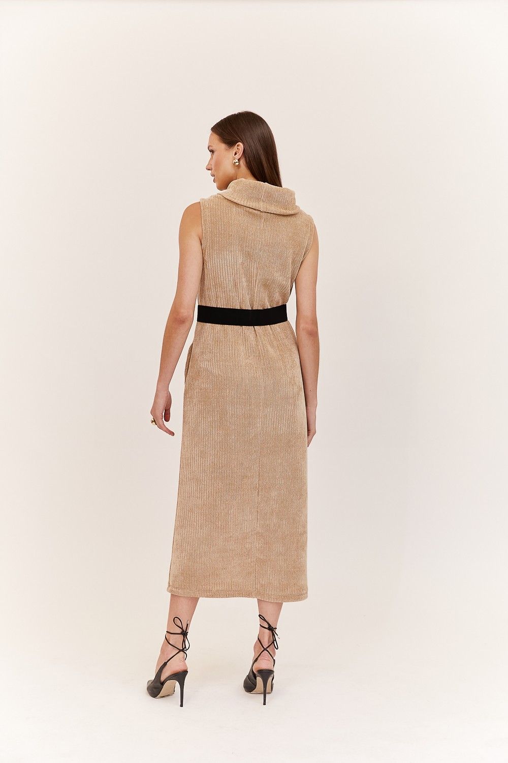 Vestido Gola Alta Chenille