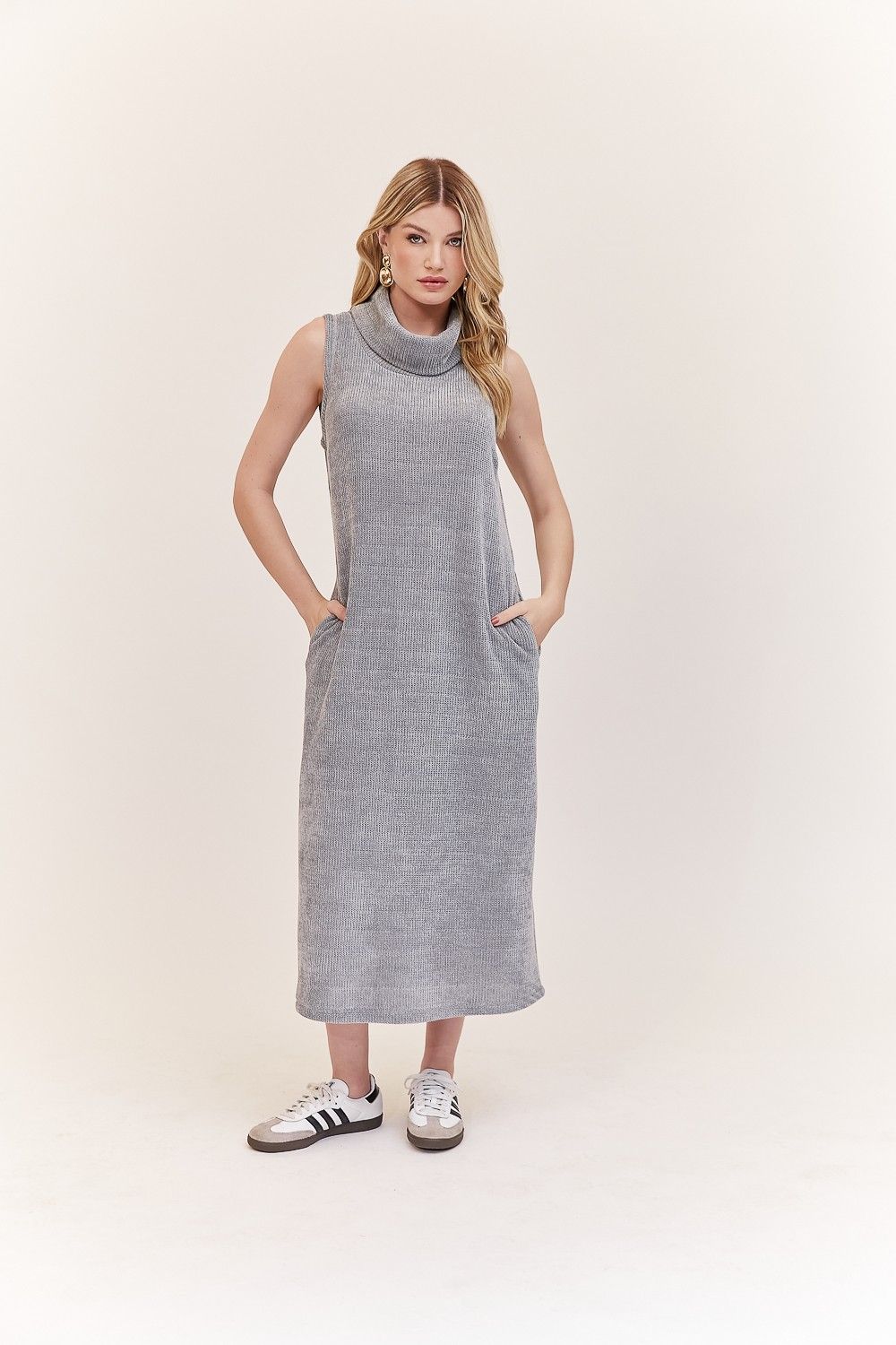Vestido Gola Alta Chenille