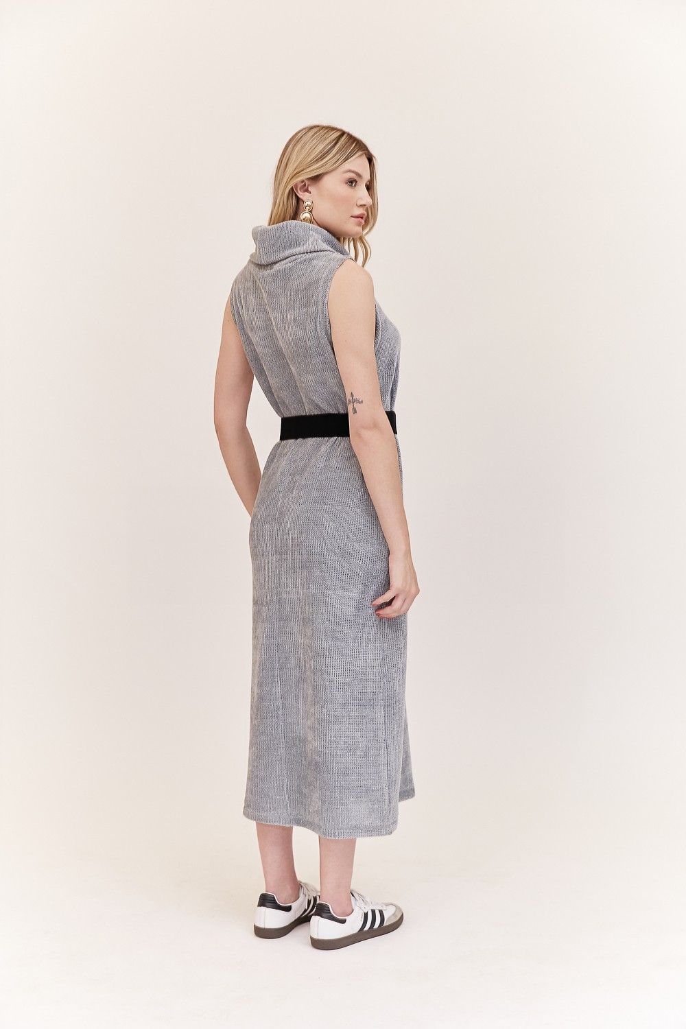 Vestido Gola Alta Chenille