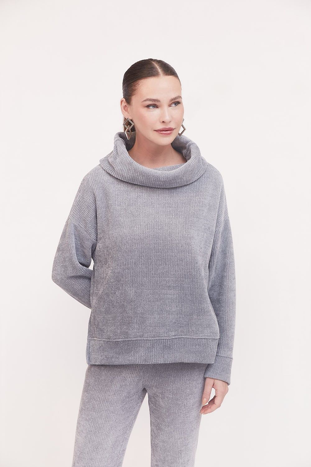 Blusa Gola Alta Chenille